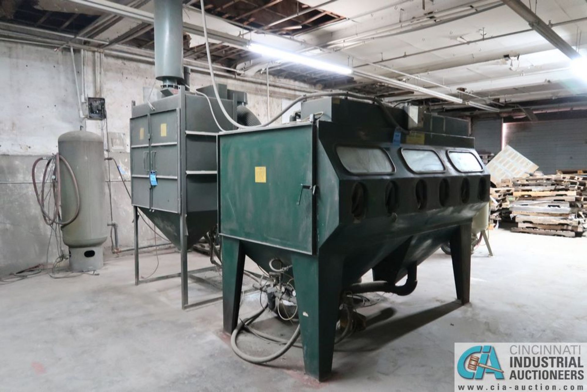 3 PERSON / 6 OPENING MAXI-BLAST ABRASIVE BLAST CABINET *ERRA LOADING FEE - $350.00* - Image 6 of 9