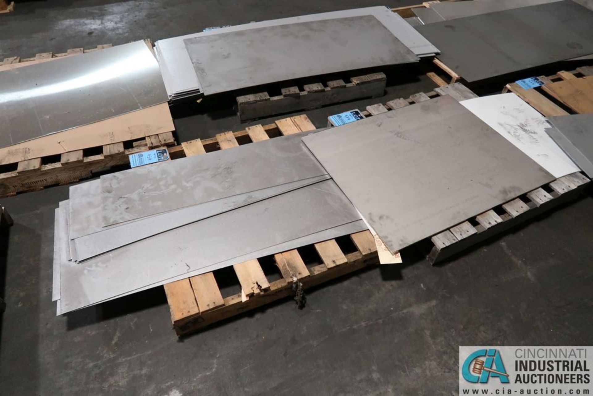 SKIDS CUT OF SIZE ALUMINUM, STAINLESS, GALVANIZED AND COLD ROLLED STEEL FLAT STOCK **SPECIAL - Image 18 of 22