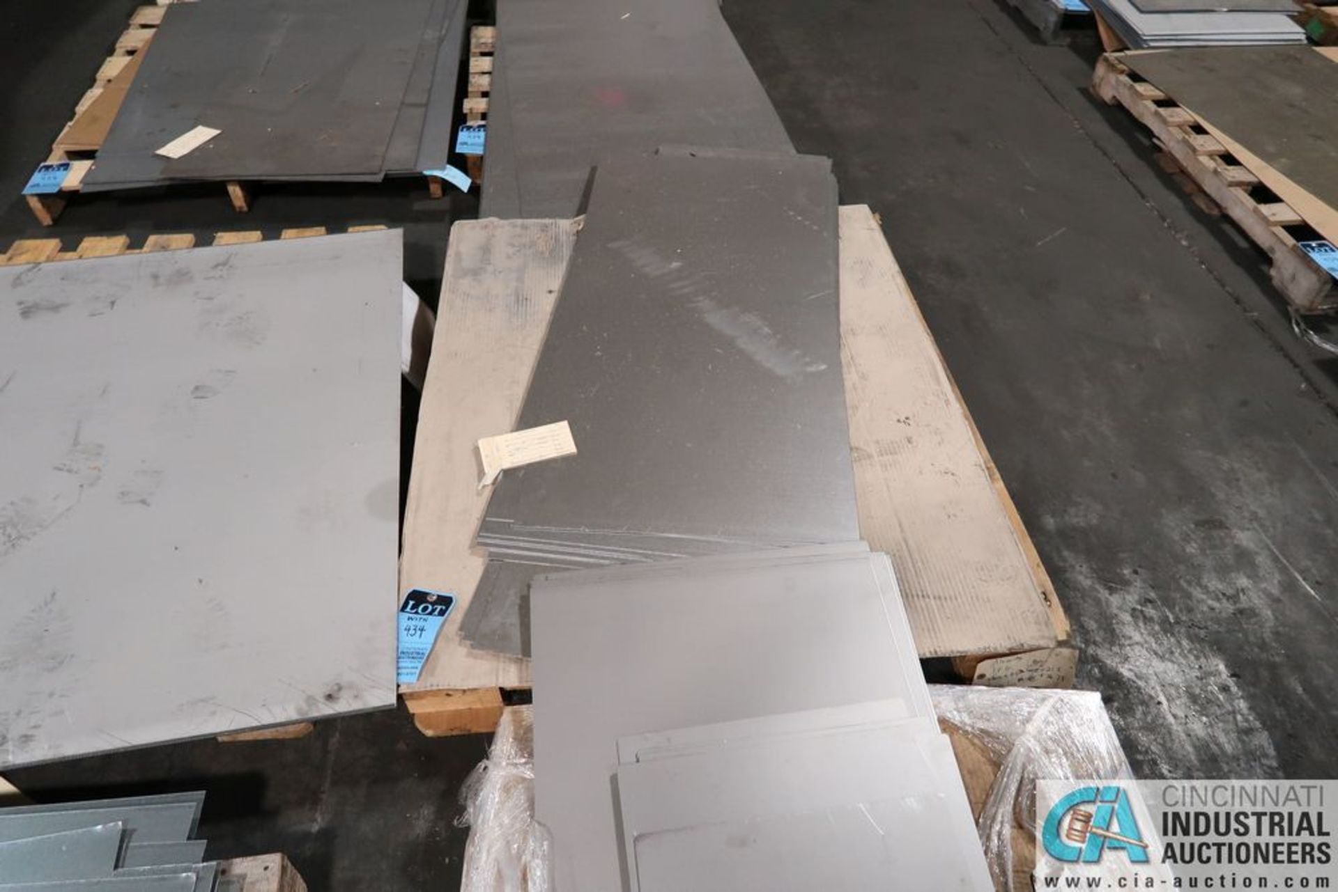 SKIDS CUT OF SIZE ALUMINUM, STAINLESS, GALVANIZED AND COLD ROLLED STEEL FLAT STOCK **SPECIAL - Image 8 of 22