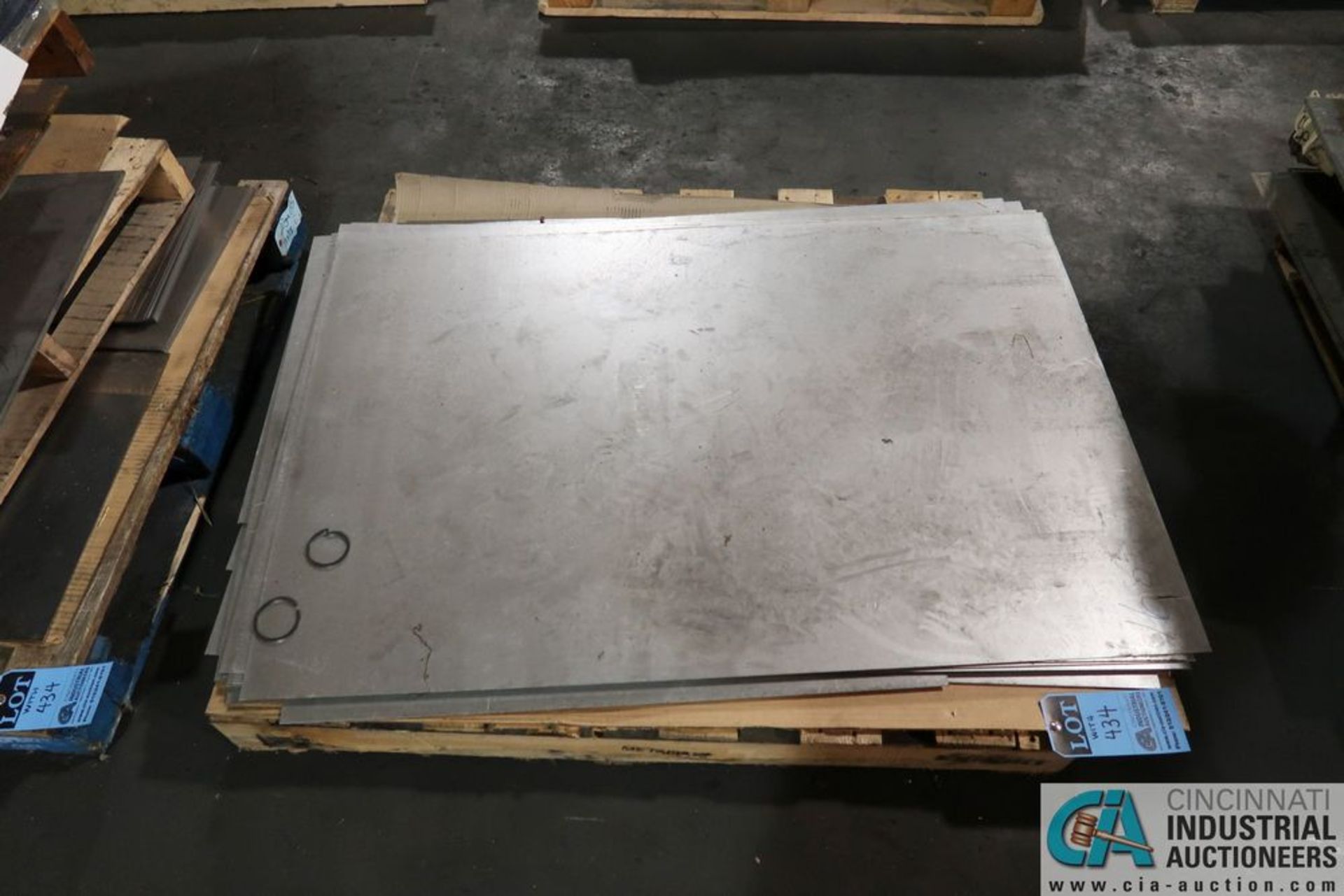 SKIDS CUT OF SIZE ALUMINUM, STAINLESS, GALVANIZED AND COLD ROLLED STEEL FLAT STOCK **SPECIAL - Image 3 of 22