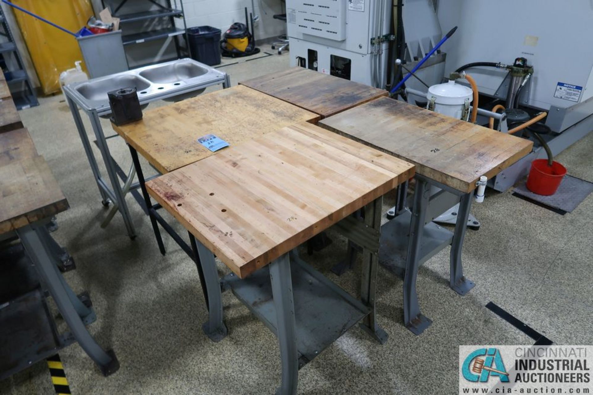 (LOT) 30" X 28" MAPLE TOP BENCH WITH TOOLHOLDER CLAMP AND PORTABLE 2-BOWL STAINLESS STEEL SINK