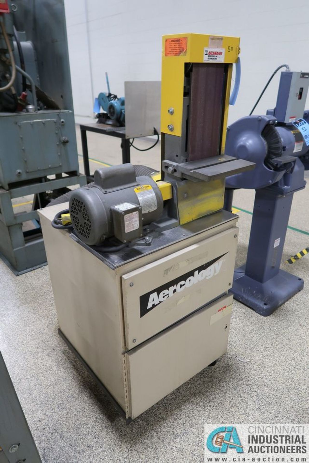 6" KALAMAZOO BELT SANDER WITH AERCOLOGY MODEL DM500 DUST COLLECTOR BASE, 1-1/2 HP - Image 2 of 4