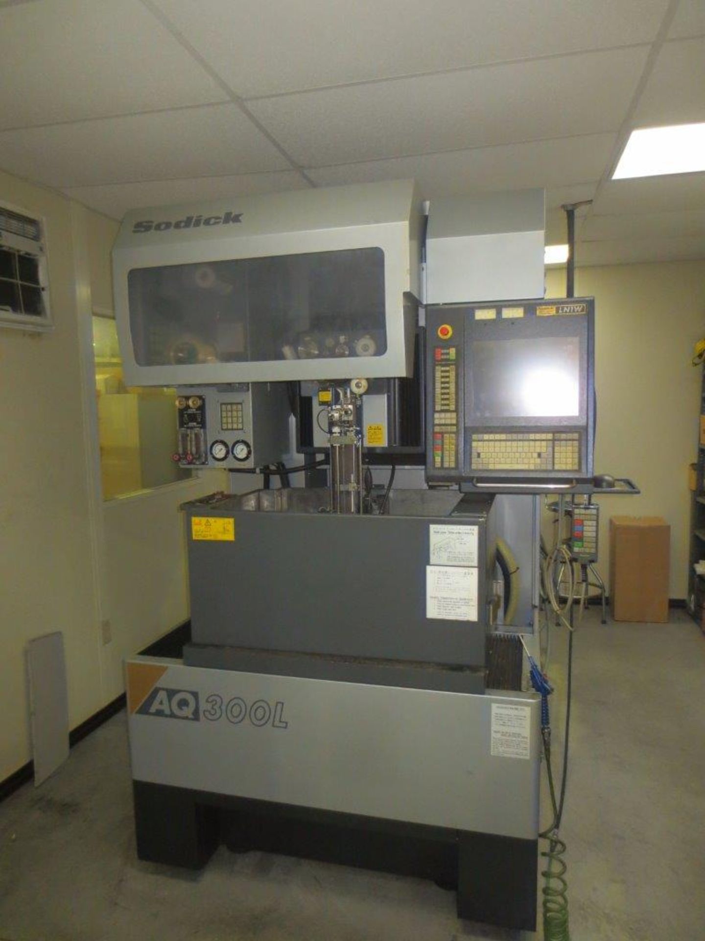 **SODICK MODEL AQ300L CNC WIRE EDM; S/N 0040 (12/2004) LN1W CONTROL **Subject to Bid Confirmation