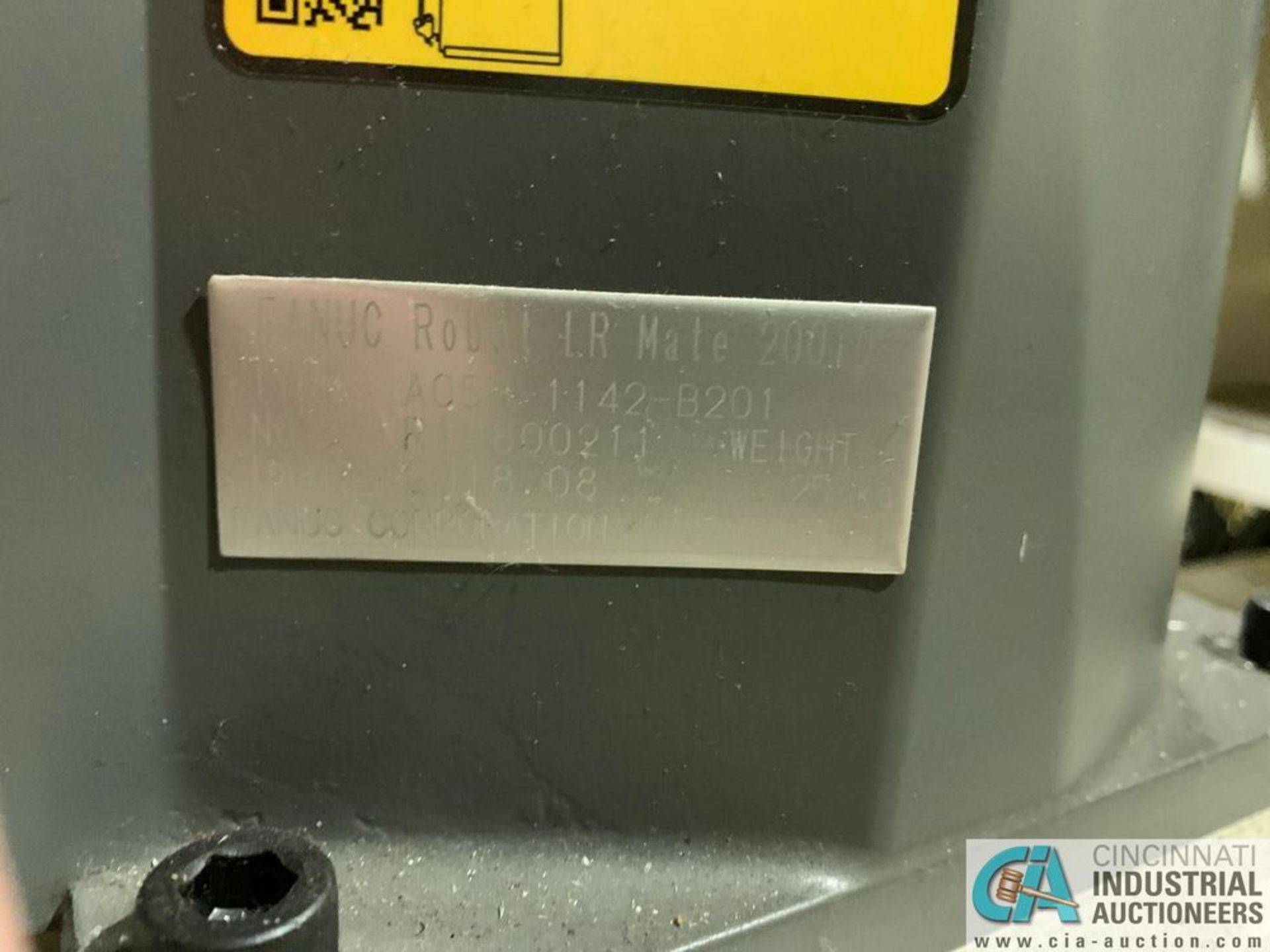 FANUC LR-MATE 200iD ROBOT W/ R30-iB CONTROL; S/N R18800211, PENDANT CONTROL (NEW 2018) **Loading Fee - Image 4 of 10