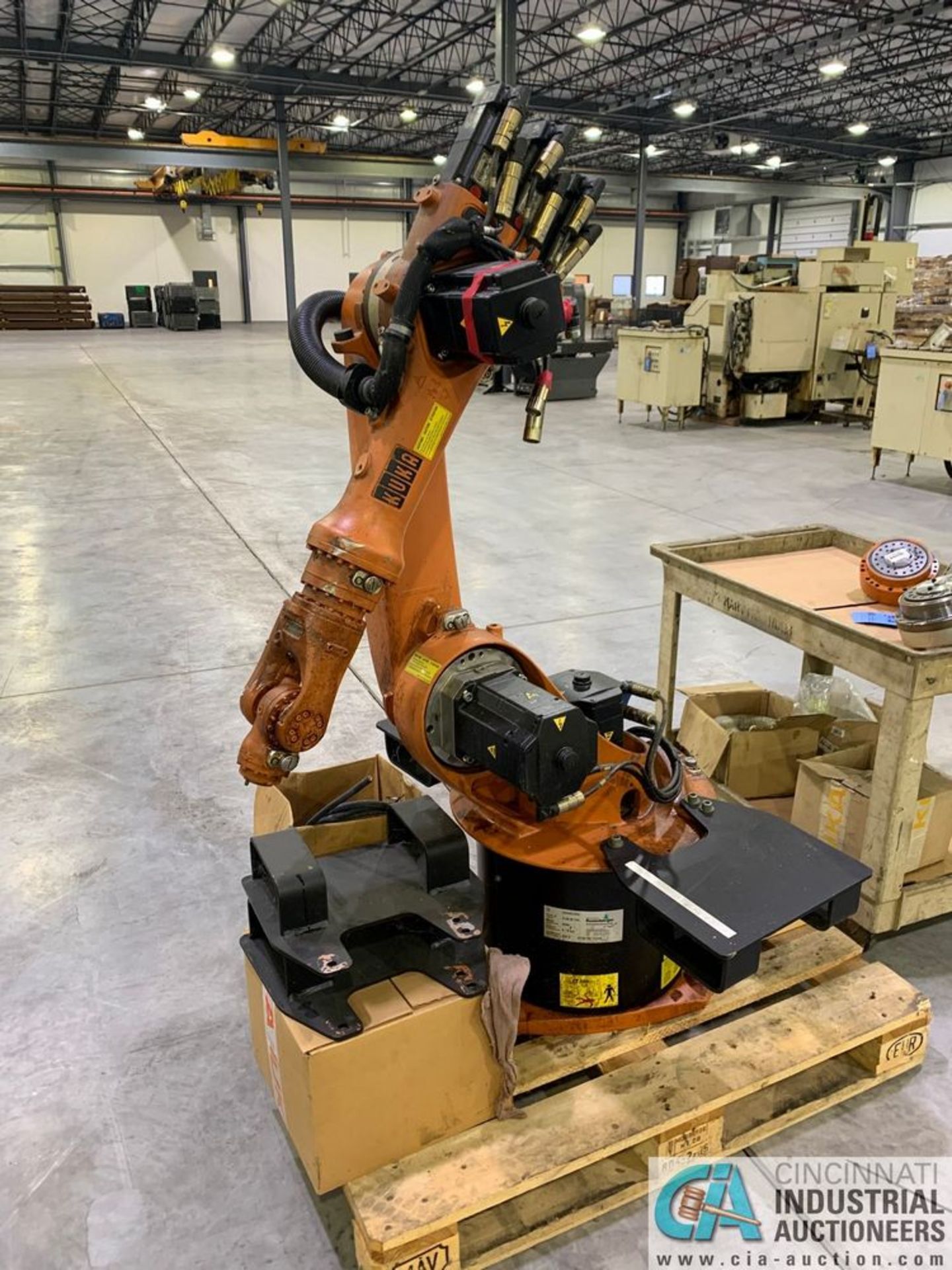 KUKA TYPE KR6 ROBOT; S/N 861446 (NEW 2008)**Loading fee due Griner $100.00 price valid until 3/19** - Image 3 of 5