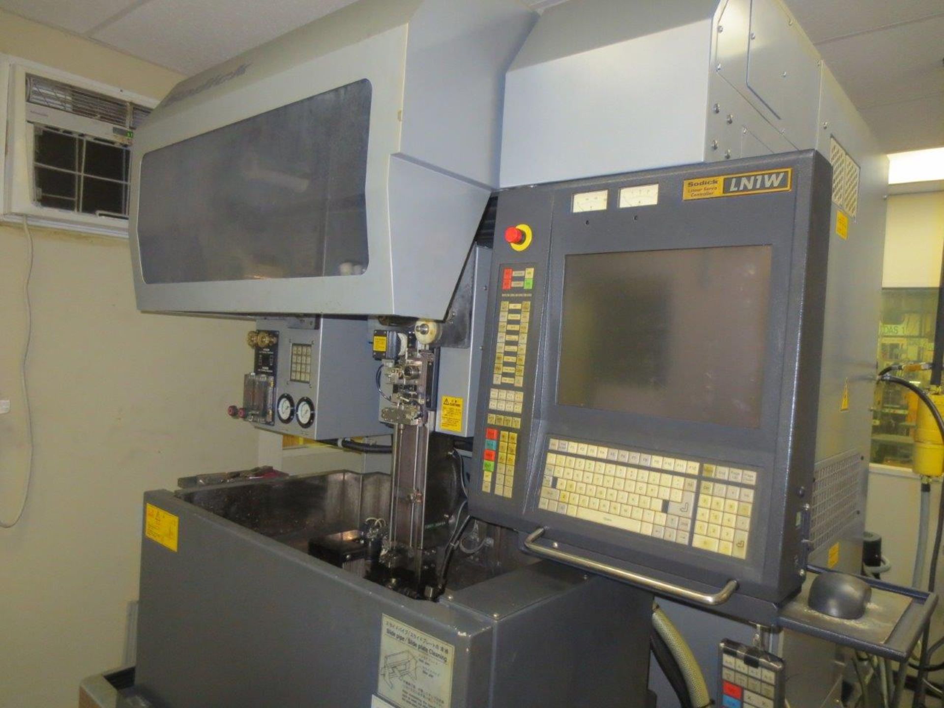 **SODICK MODEL AQ300L CNC WIRE EDM; S/N 0040 (12/2004) LN1W CONTROL **Subject to Bid Confirmation - Image 2 of 4