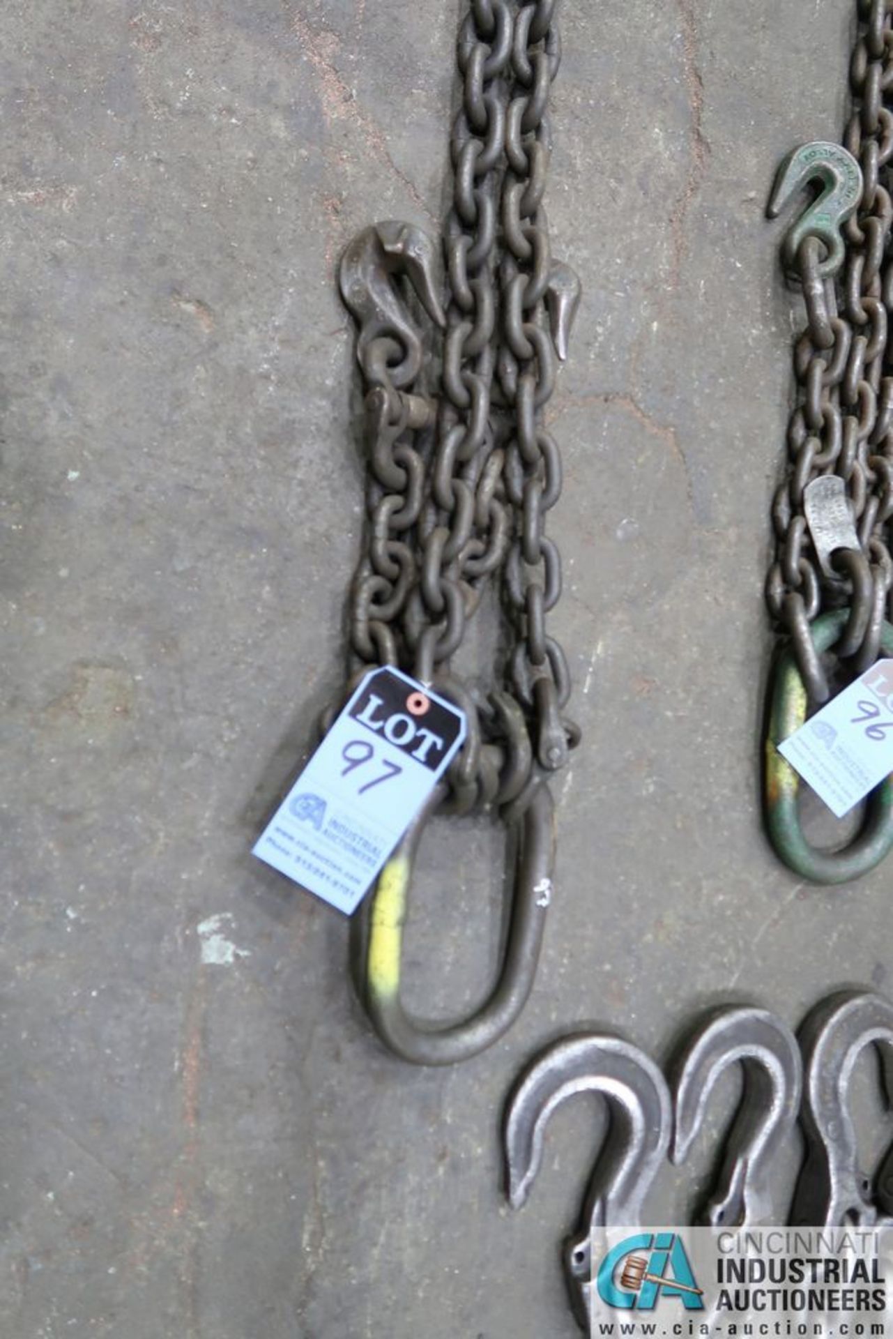 24' 2-HOOK LIFTING CHAIN - Image 2 of 3
