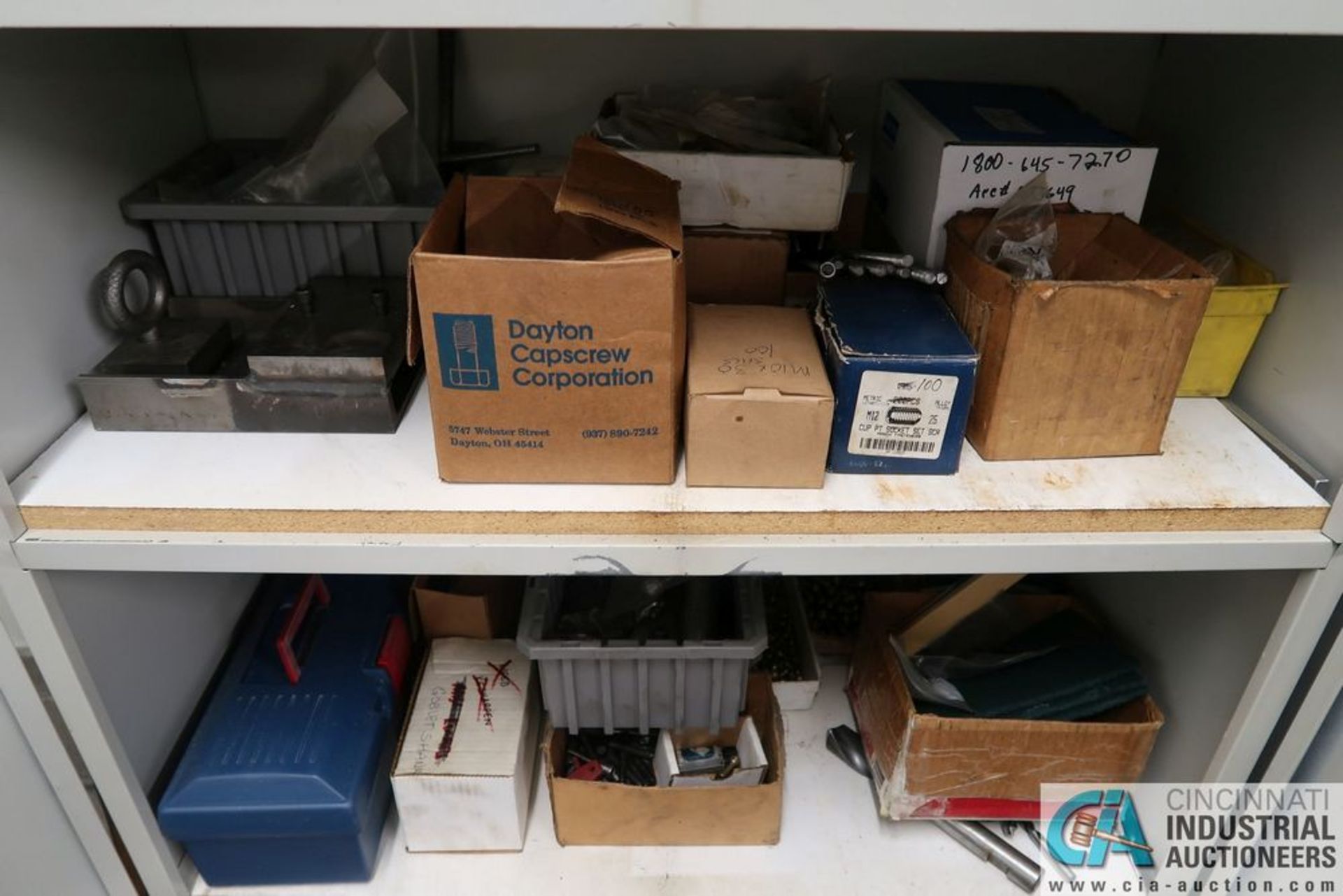 (LOT) MISCELLANEOUS HARDWARE AND SHOP SUPPLIES WITH STORAGE CABINET - Image 9 of 12