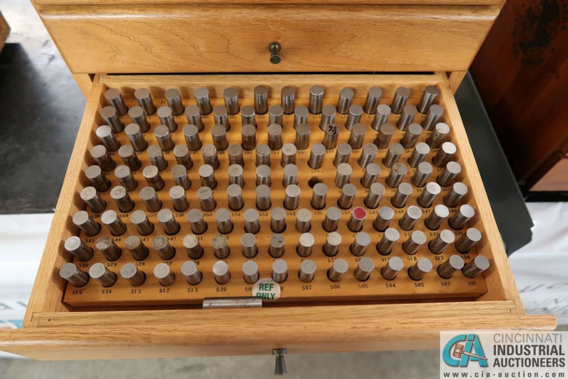 .750" - .061" PIN GAGE WITH CUSTOM BUILT FOUR-DRAWER WOOD CABINET - Image 6 of 10