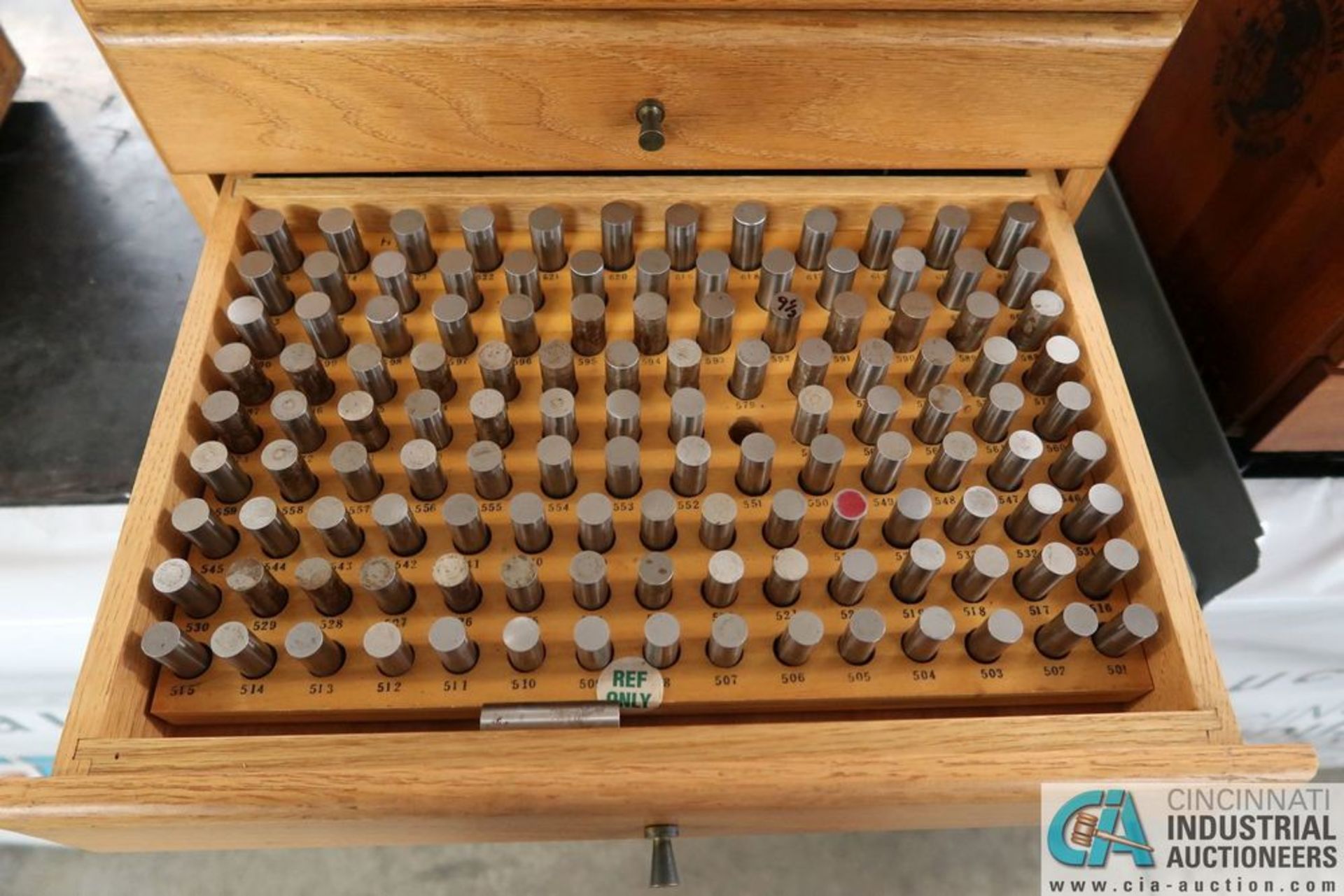 .750" - .061" PIN GAGE WITH CUSTOM BUILT FOUR-DRAWER WOOD CABINET - Image 5 of 10