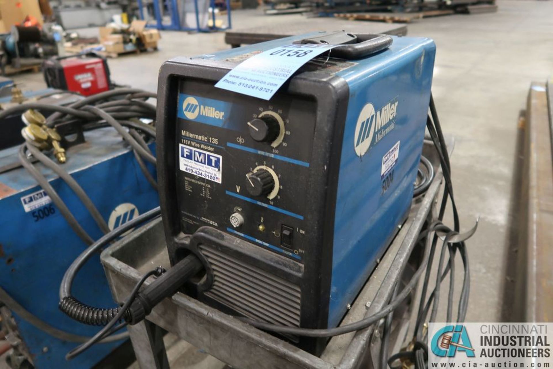 135 AMP MILLER MILLERMATIC 135 SUITCASE WELDER; S/N LC489434 - Image 2 of 5