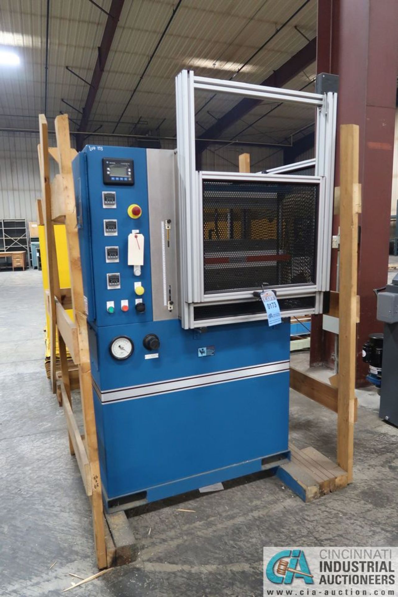 WABASH MPI MODEL P1-18-CX PNEUMATIC COMPRESSION MOLDING PRESS; S/N 10985 **Loading Fee Due $100.00** - Image 2 of 8