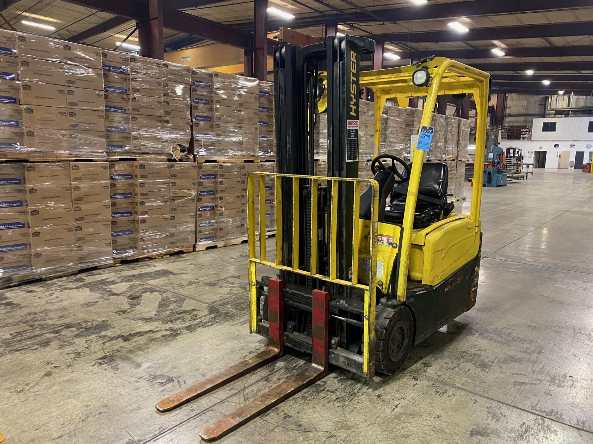 3,500 LB. HYSTER MODEL J35XNT ELECTRIC SIT DOWN TYPE LIFT TRUCK; S/N K160NJ060529, 82" 3-STAGE MAST