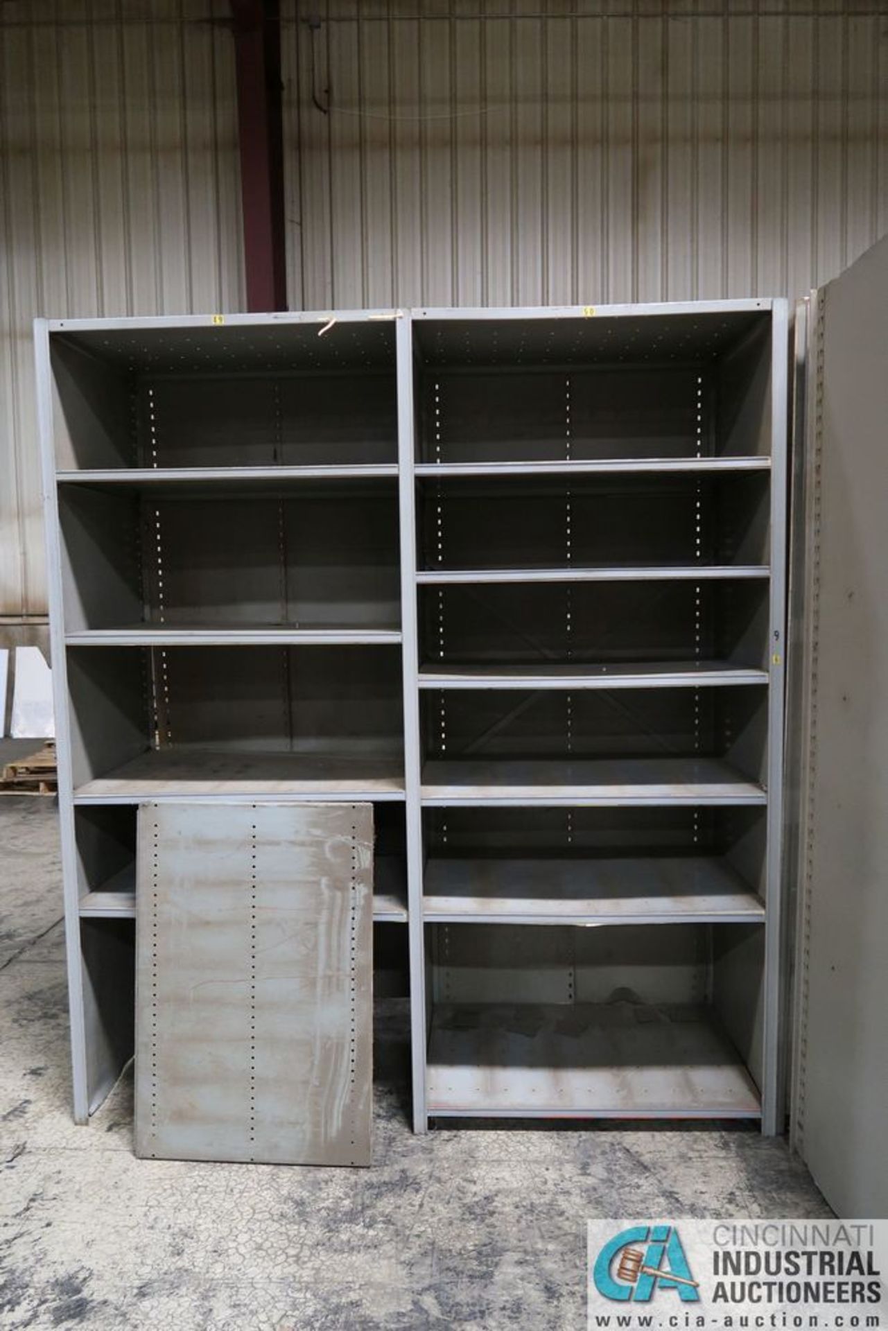 (LOT) ASSORTED STEEL SHELVING; (11) SECTIONS AND (1) WOOD DECK - Image 4 of 5