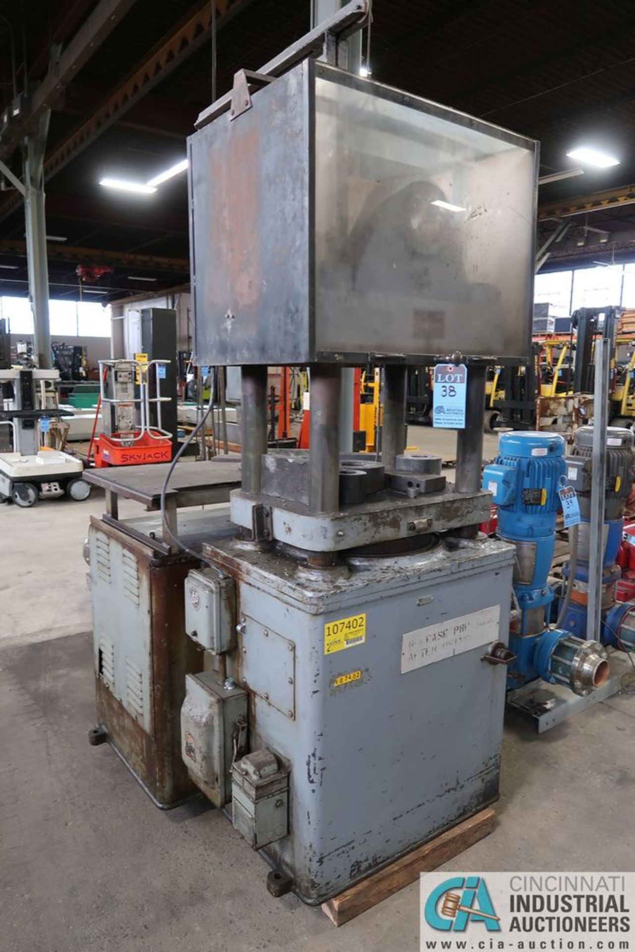 130 TON (APPROX.) WATSON-STILLMAN MODEL 9283-J FOUR POST HYDRAULIC PRESS; S/N N/A - Image 2 of 9