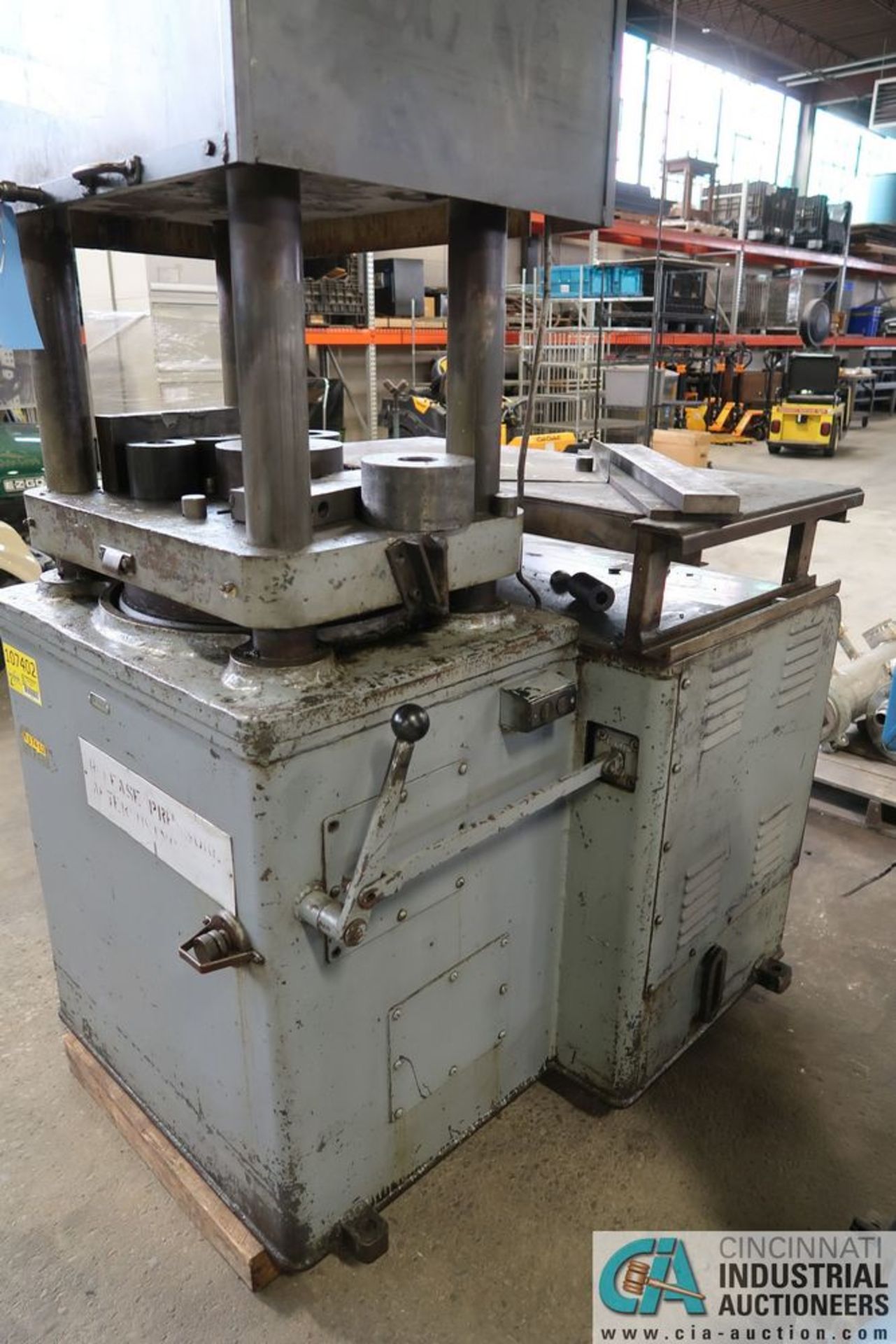 130 TON (APPROX.) WATSON-STILLMAN MODEL 9283-J FOUR POST HYDRAULIC PRESS; S/N N/A - Image 8 of 9