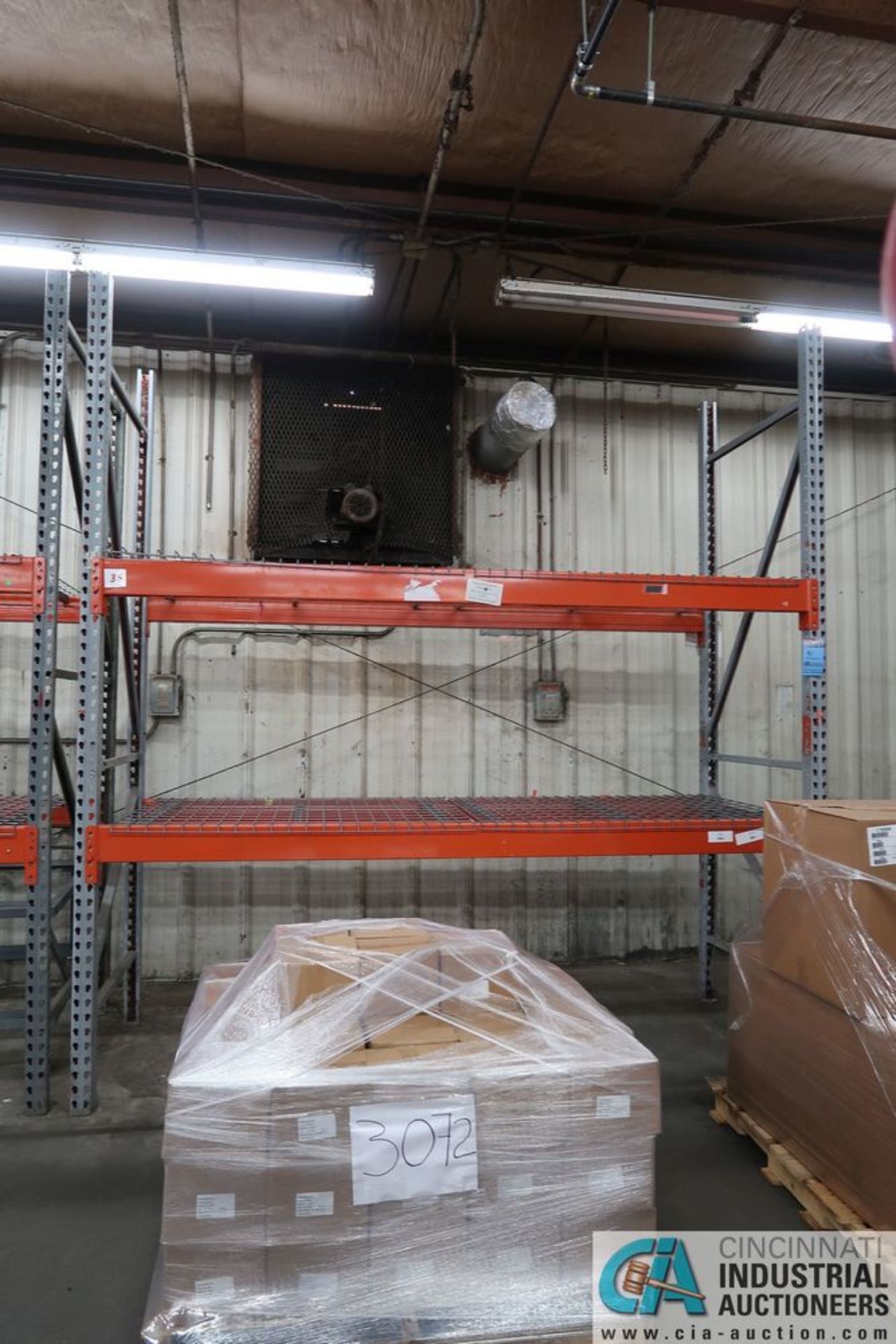 SECTIONS 108" X 48" X 120" LONG ADJUSTABLE BEAM PALLET RACK **Rigging Fee Due $105.00** - Image 7 of 8