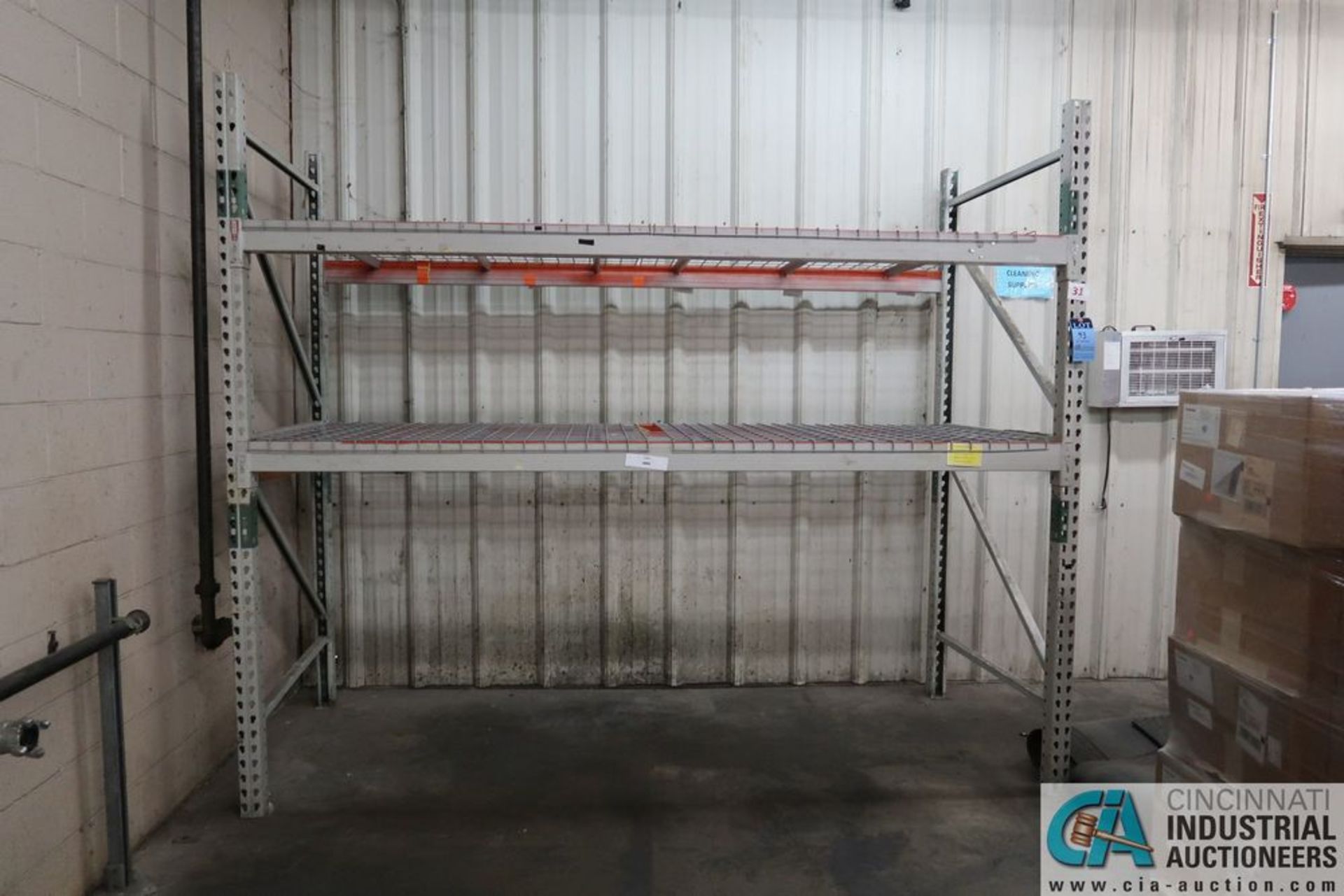 SECTION 108" X 44" X 96" LONG ADJUSTABLE BEAM PALLET RACK **Rigging Fee Due $35.00** - Image 2 of 3