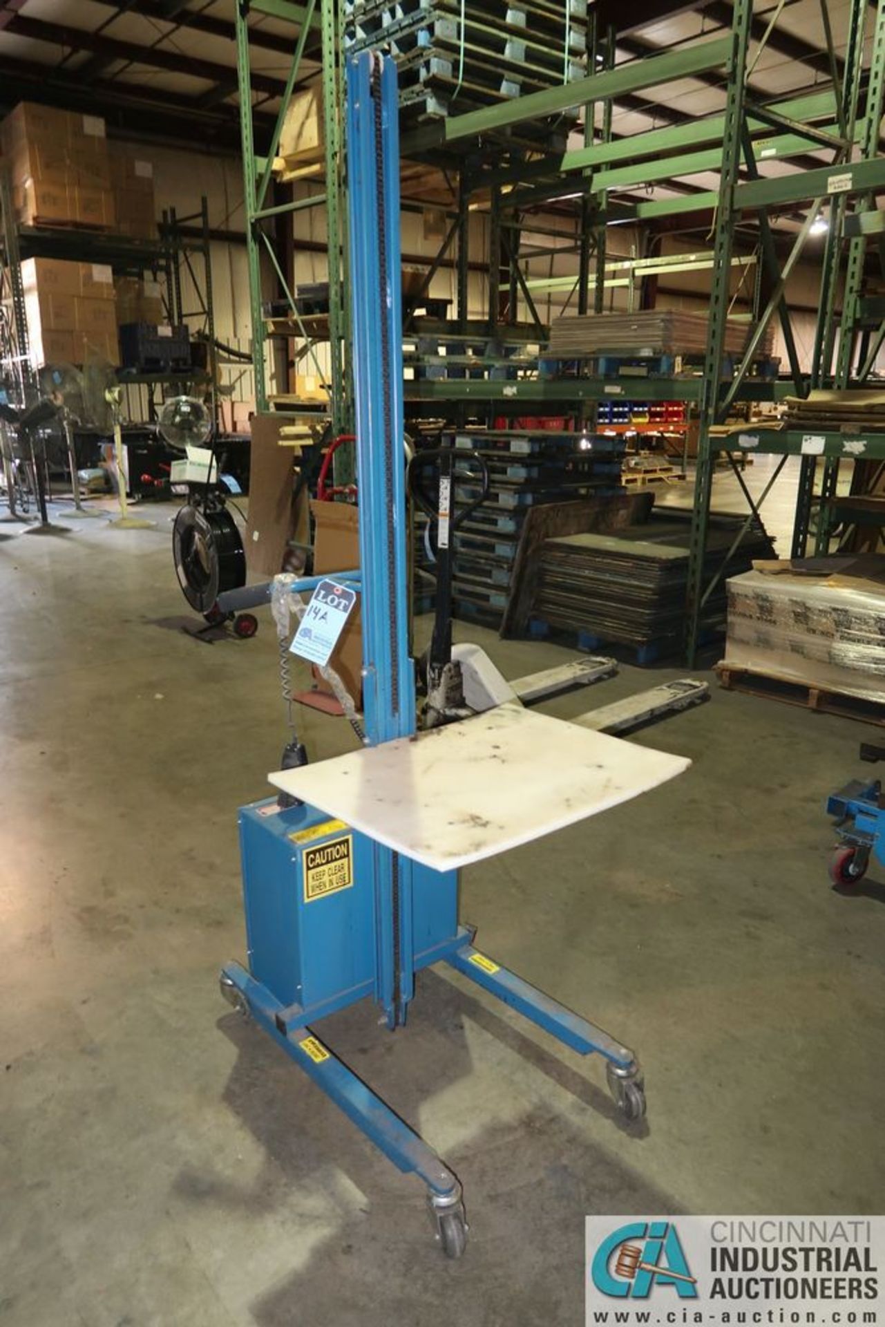 175 LB. VESTIL MODEL PEL-88 PORTABLE DIE LIFT