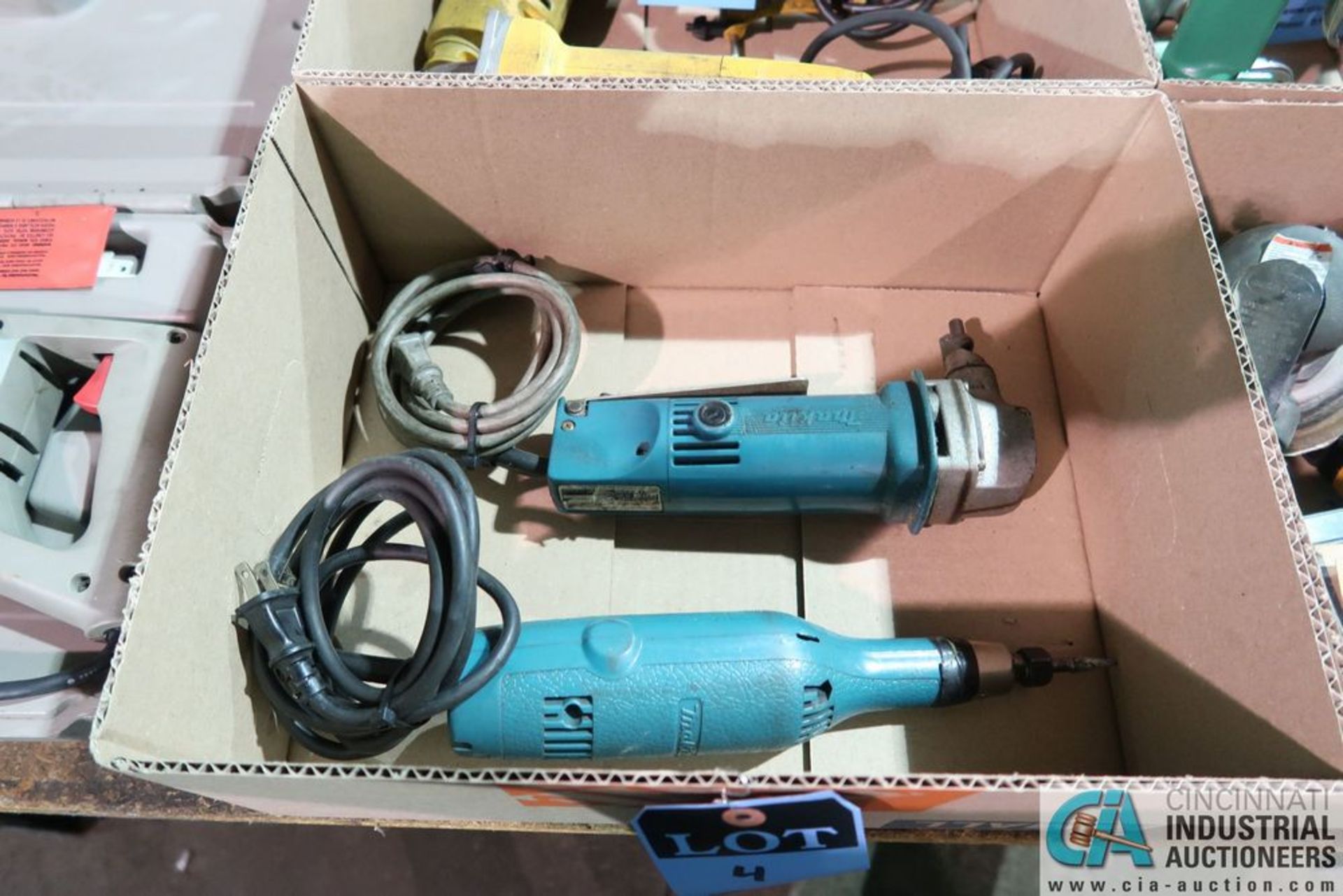 (LOT) MAKITA ELECTRIC NIBLER AND DIE GRINDER