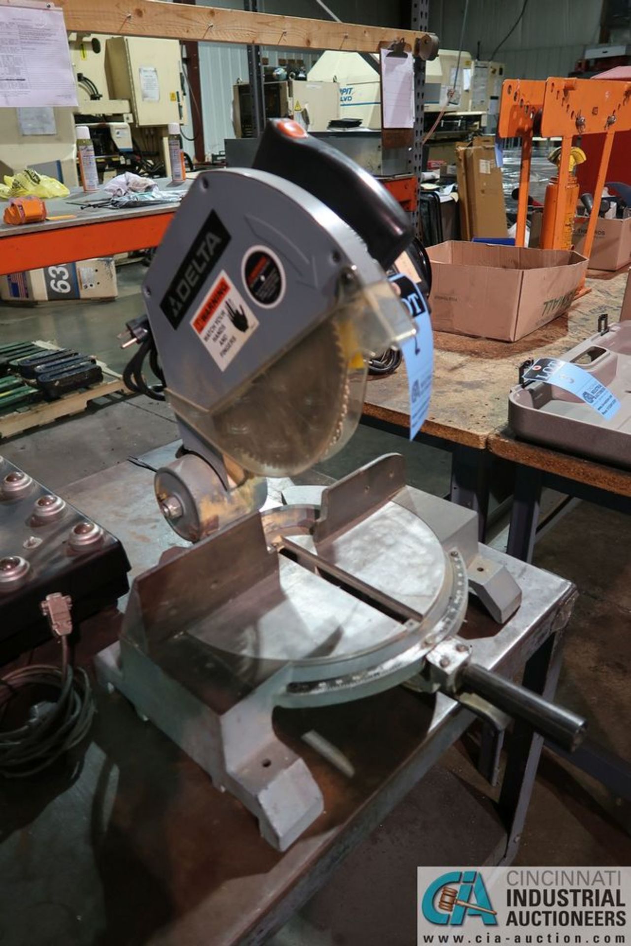 10" DELTA MODEL 34-080 RADIAL ARM MITRE SAW