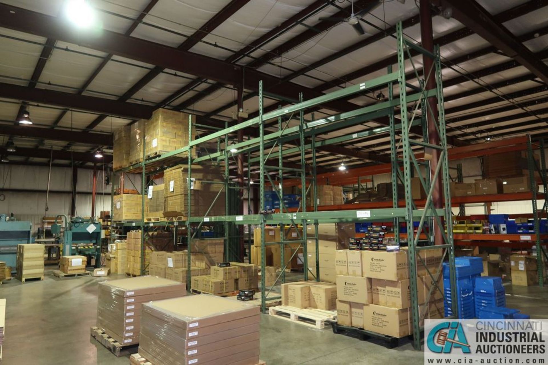 SECTIONS 108" X 42" X 168" ADJUSTABLE BEAM PALLET RACKS INCLUDING (16) 108" X 4" CROSSBEAMS AND ( - Image 2 of 3