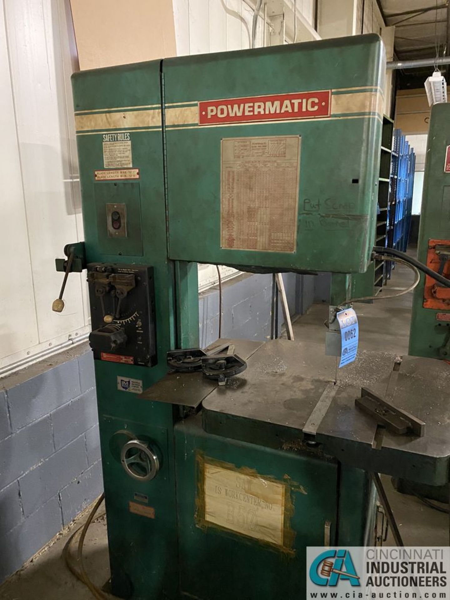 20" POWERMATIC MODEL 87 VERTICAL BAND SAW, 24" X 24" TABLE, WITH 40" TABLE EXTENSION BLADE - Image 4 of 6