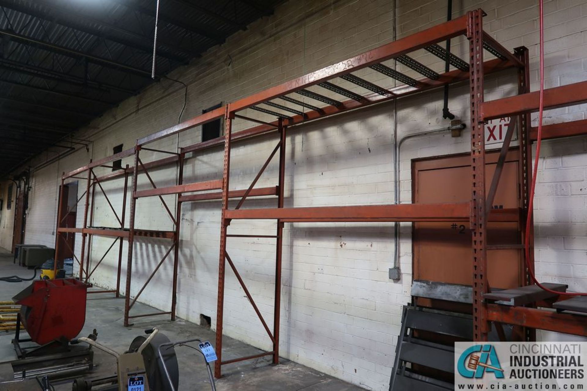 SECTIONS 33" X 108" X 120" HIGH TEAR DROP STYLE ADJUSTABLE BEAM PALLET RACK, (20) 4" FACE OVERALL - Image 5 of 9