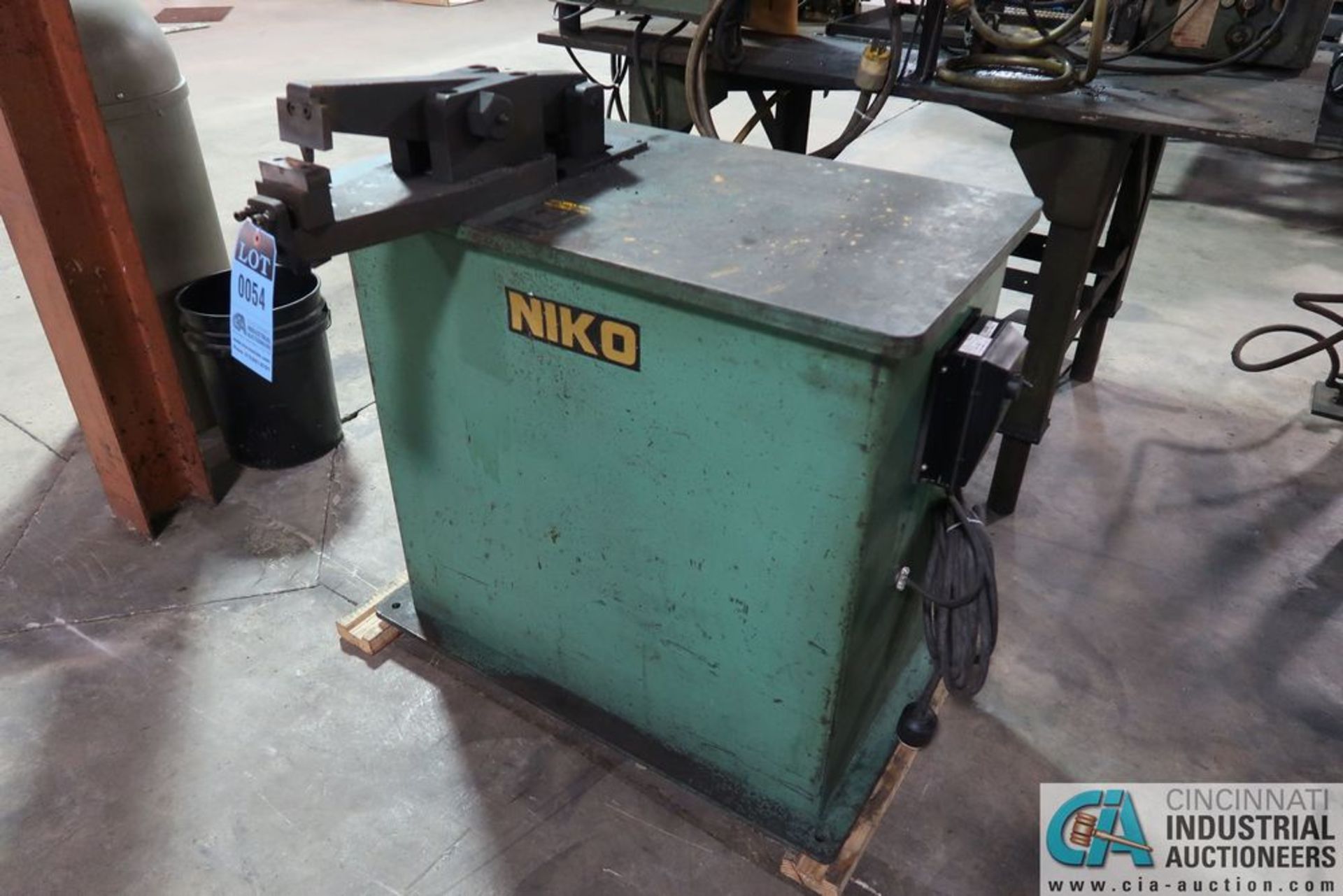 NIKO MODEL UNKNOWN WIRE TRIMMER MACHINE; S/N N/A, DART VARIABLE SPEED CONTROL UNIT, 3-PHASE AND