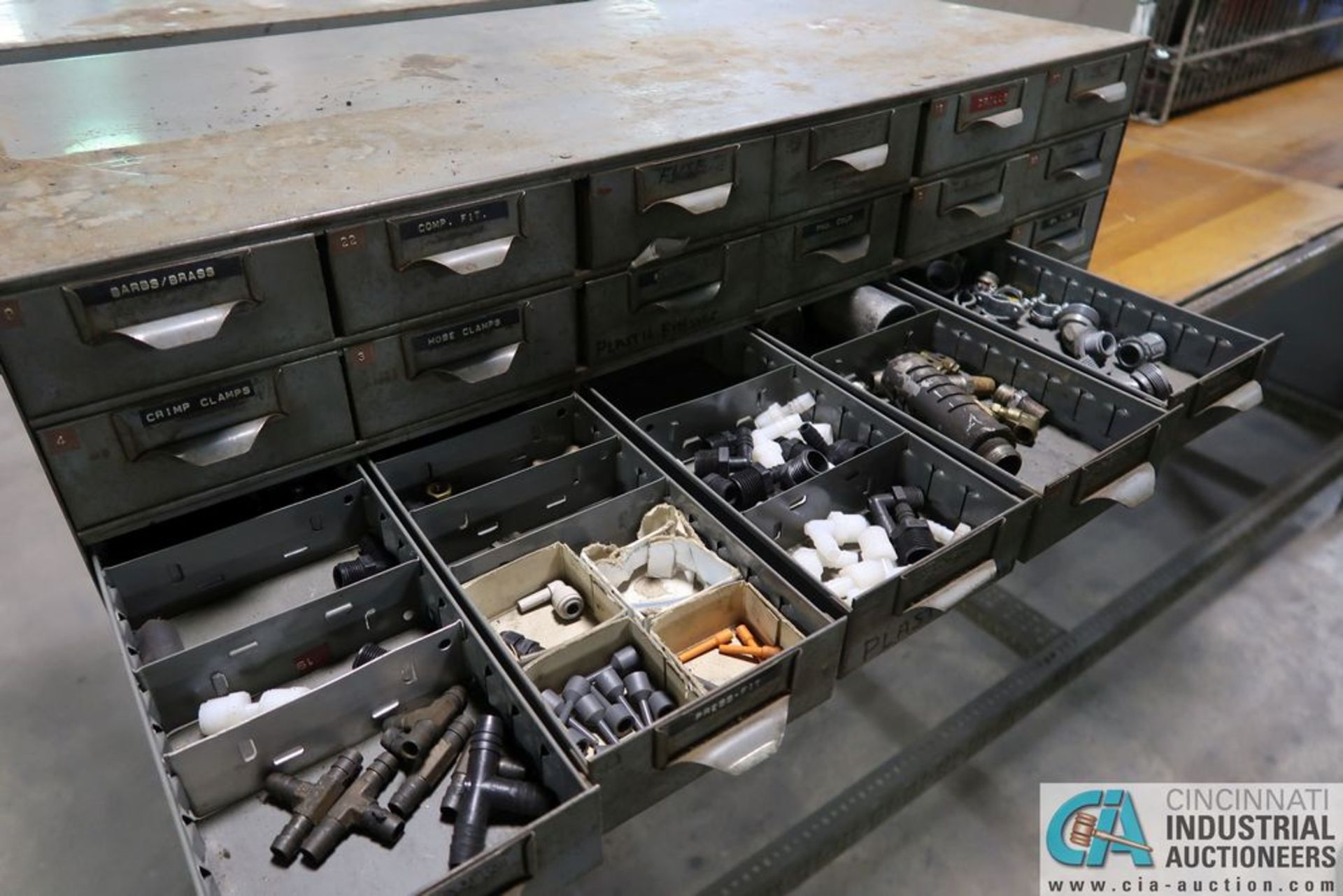 24-DRAWER HARDWARE CABINET AND HARDWARE CONTENTS - Image 3 of 5