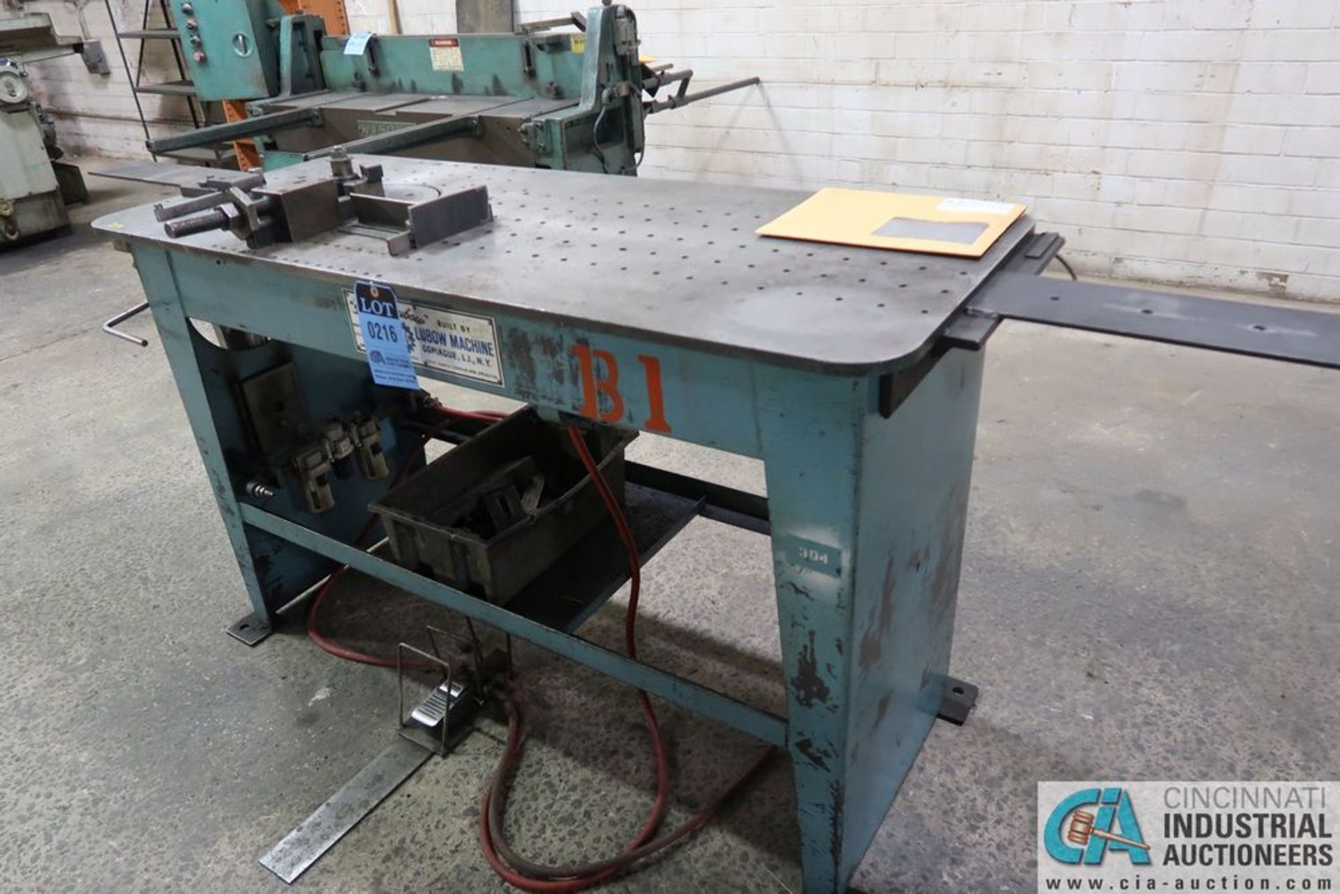 LUBOW MODEL ML-10 SINGLE HEAD ROTARY TABLE WIRE-ROD BENDER; S/N 11-75 **Loading Fee Due the "ERRA" - Image 2 of 5