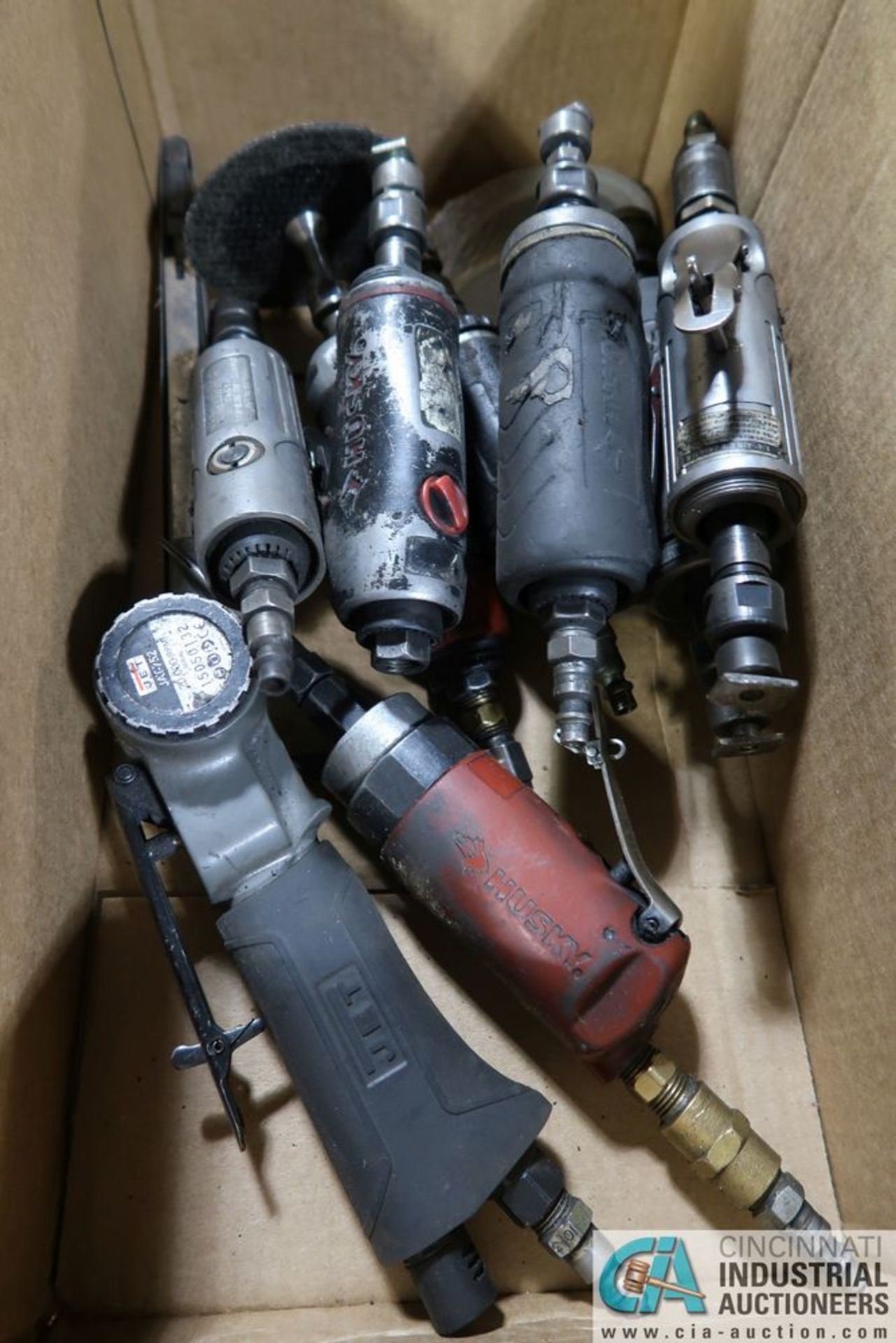 (LOT) MISCELLANEOUS PNEUMATIC HAND TOOLS