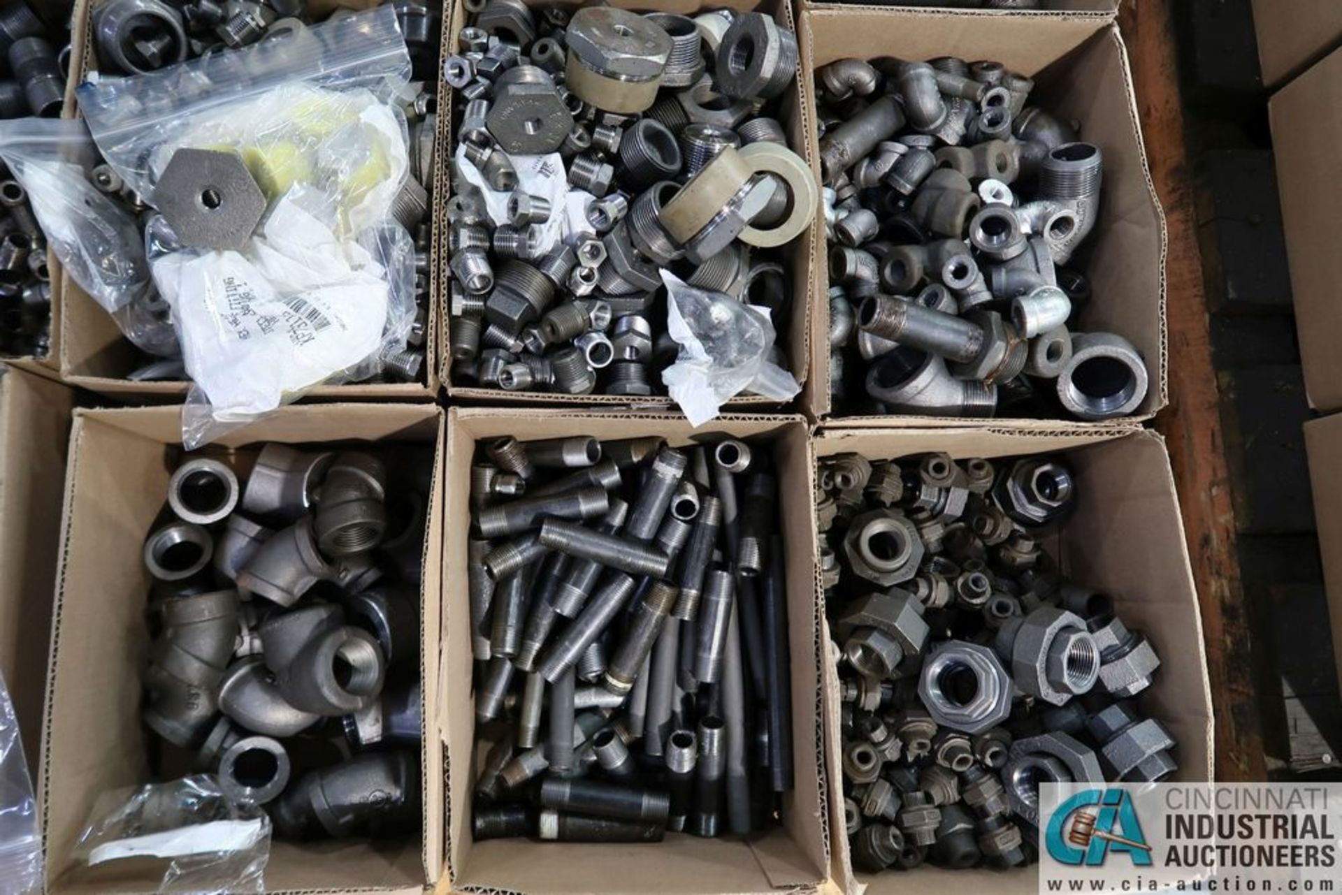 (LOT) ASSORTED PIPE FITTINGS ON SKID - Image 2 of 4