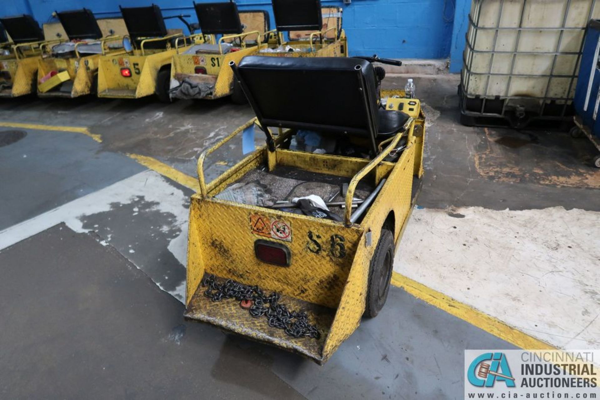 EZGO MODEL MINUTE MISER E ELECTRIC 3-WHEEL SHOP CART; S/N N/A (6) **Delayed Removal Until 6/18** - Image 3 of 4