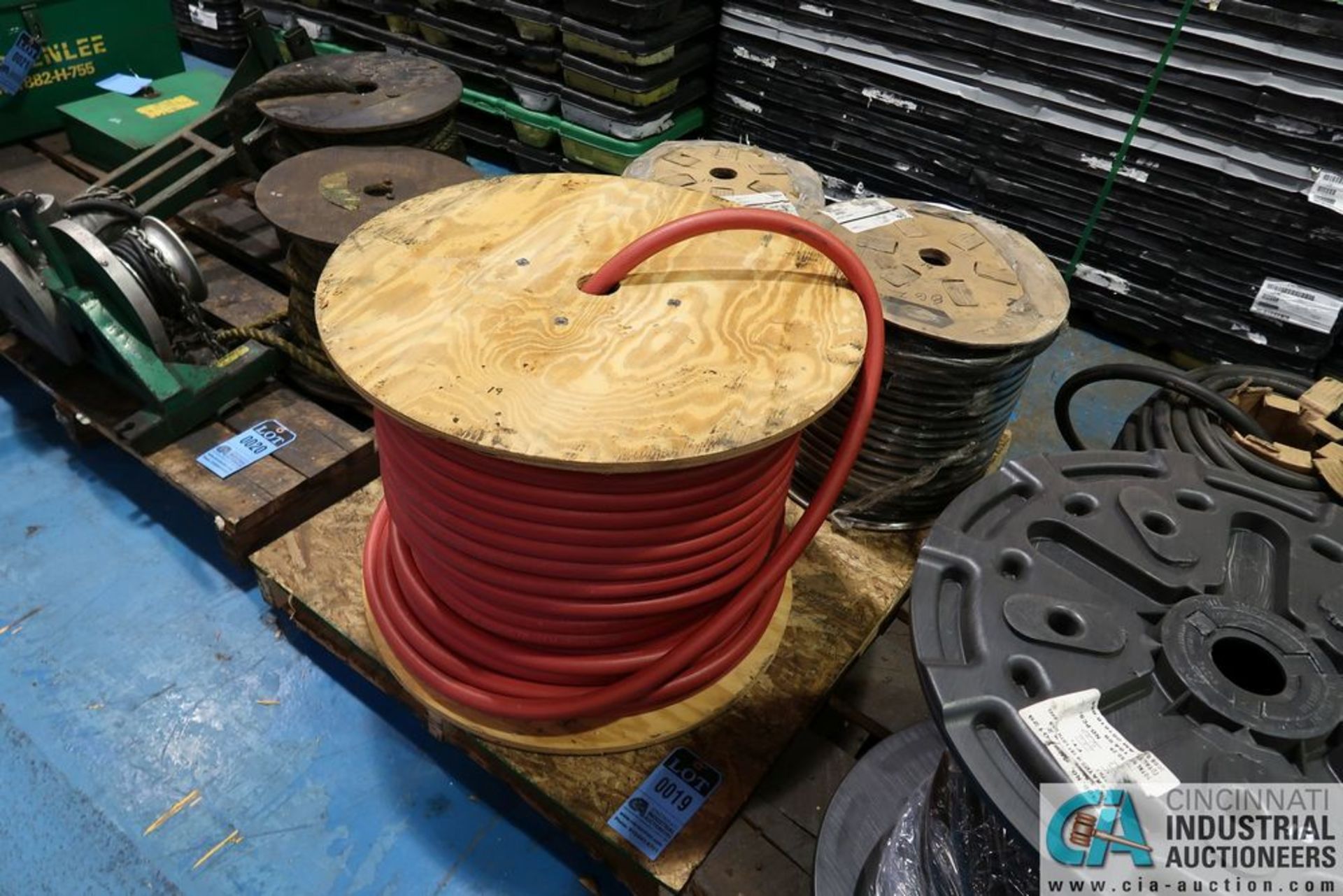 (LOT) (3) SPOOLS OF RUBBER HOSE