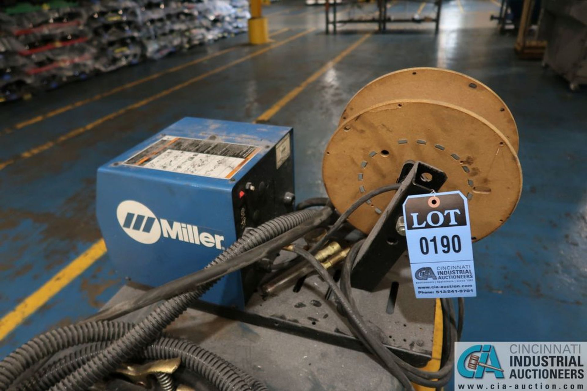 MILLER DELTAWELD 651 MIG WELDER WITH 22A WIRE FEED - Image 6 of 8