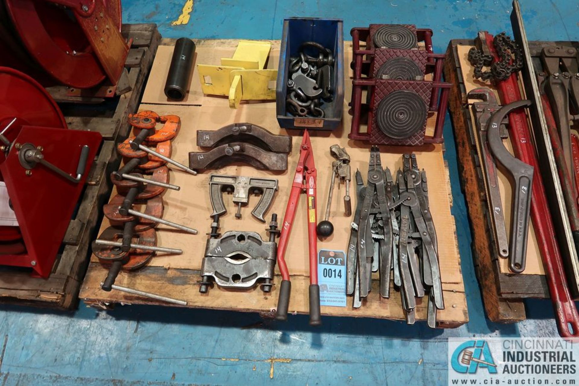 (LOT) SKID OF TOOLS; SNAP RING PLIERS, BEARING SPLITTER, (3) AMCHINE SKATES, LIFT CLAMPS