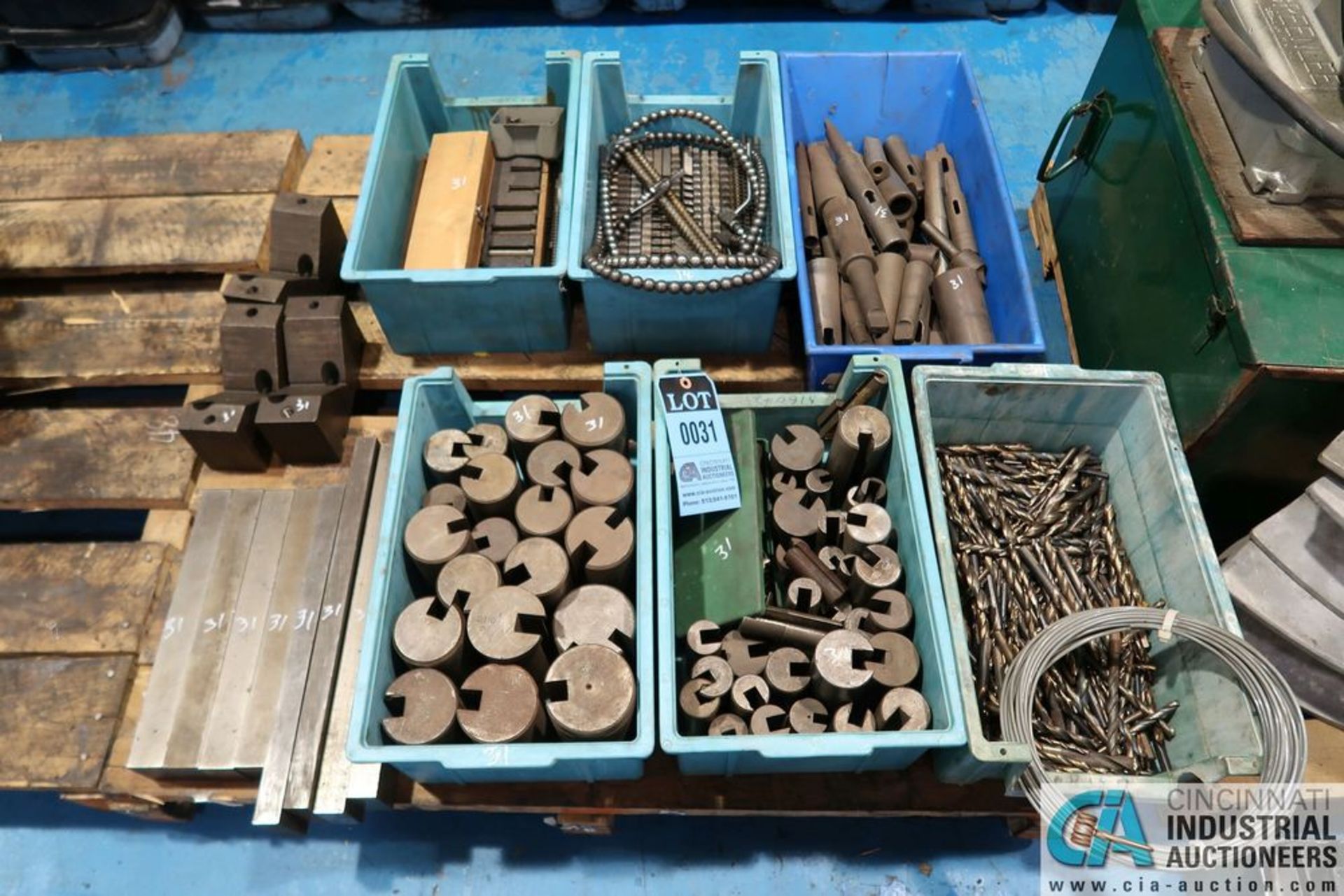 (LOT) SKID OF TOOLING; BROACH TOOLING, MORSE TAPER DRILL HOLDERS, HS DRILLS, V-BLOCKS, PARALLELS