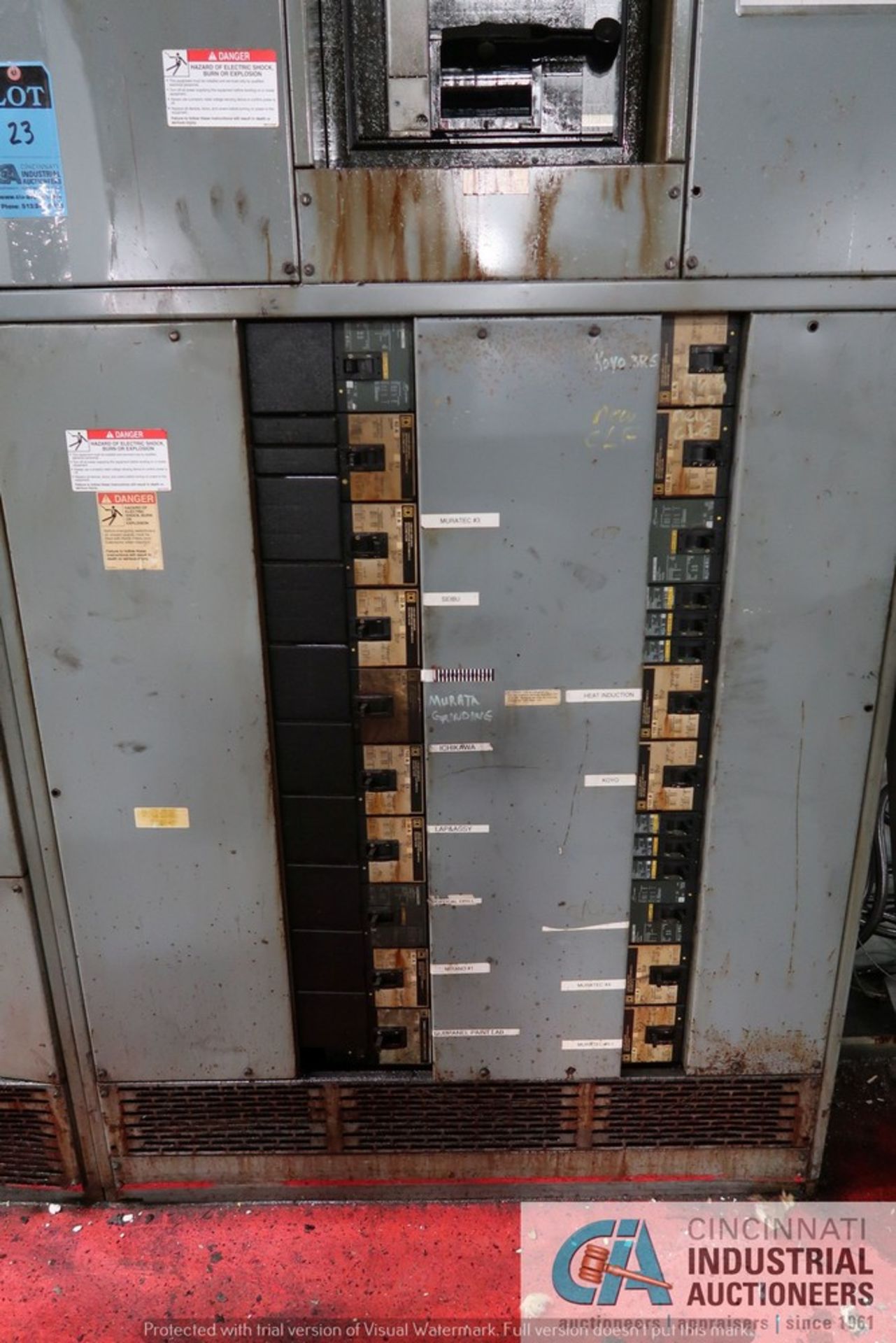 2,000 AMP SQUARE D CAT NO. 37767975-001 2-SECTION SWITCH GEAR PANEL - Image 2 of 7