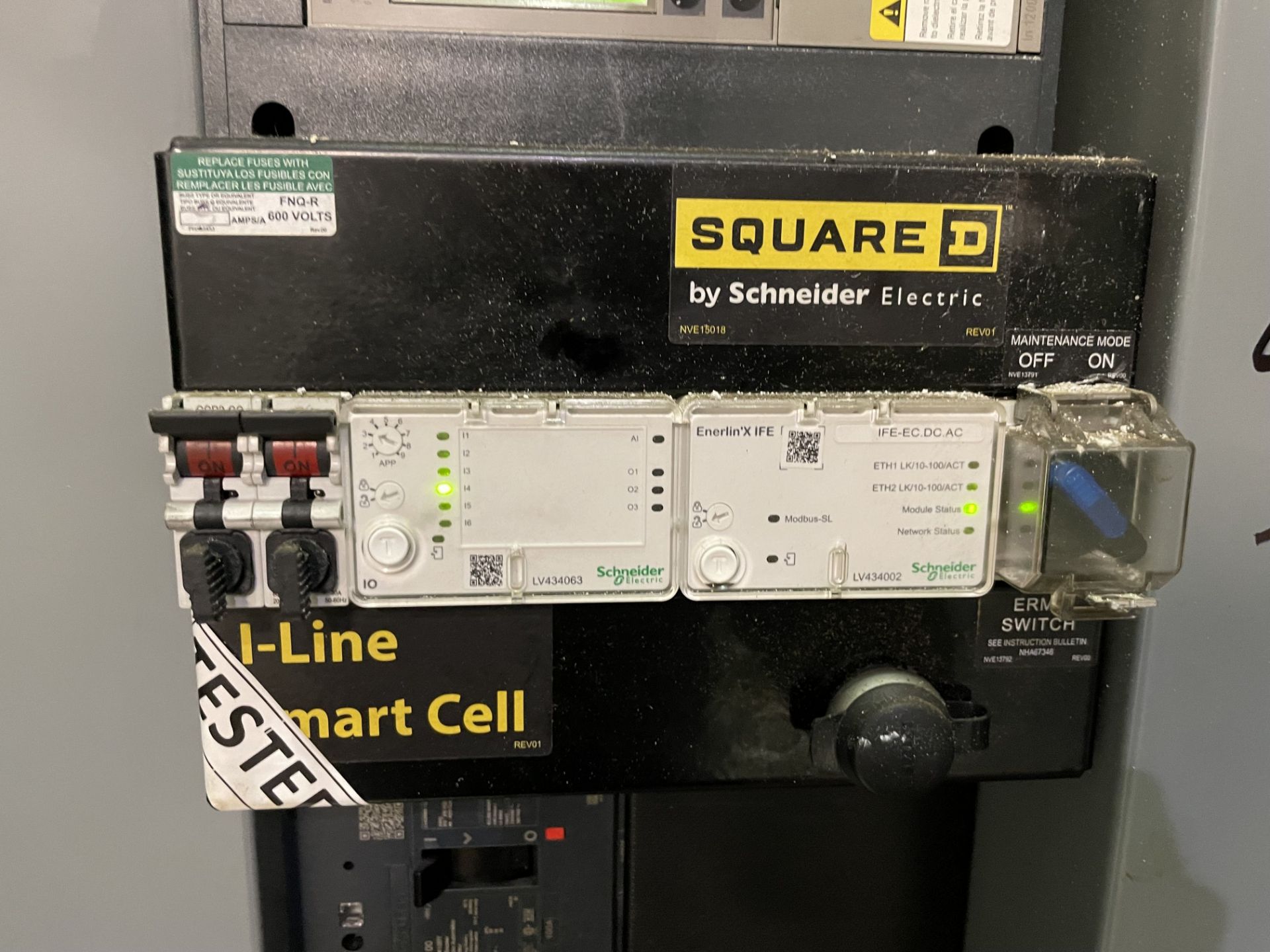 1,200-AMP SQUARE D CAT NO. 4441978 BREAKER PANEL W/ I-LINE SMART CELL BREAKER - Image 5 of 9