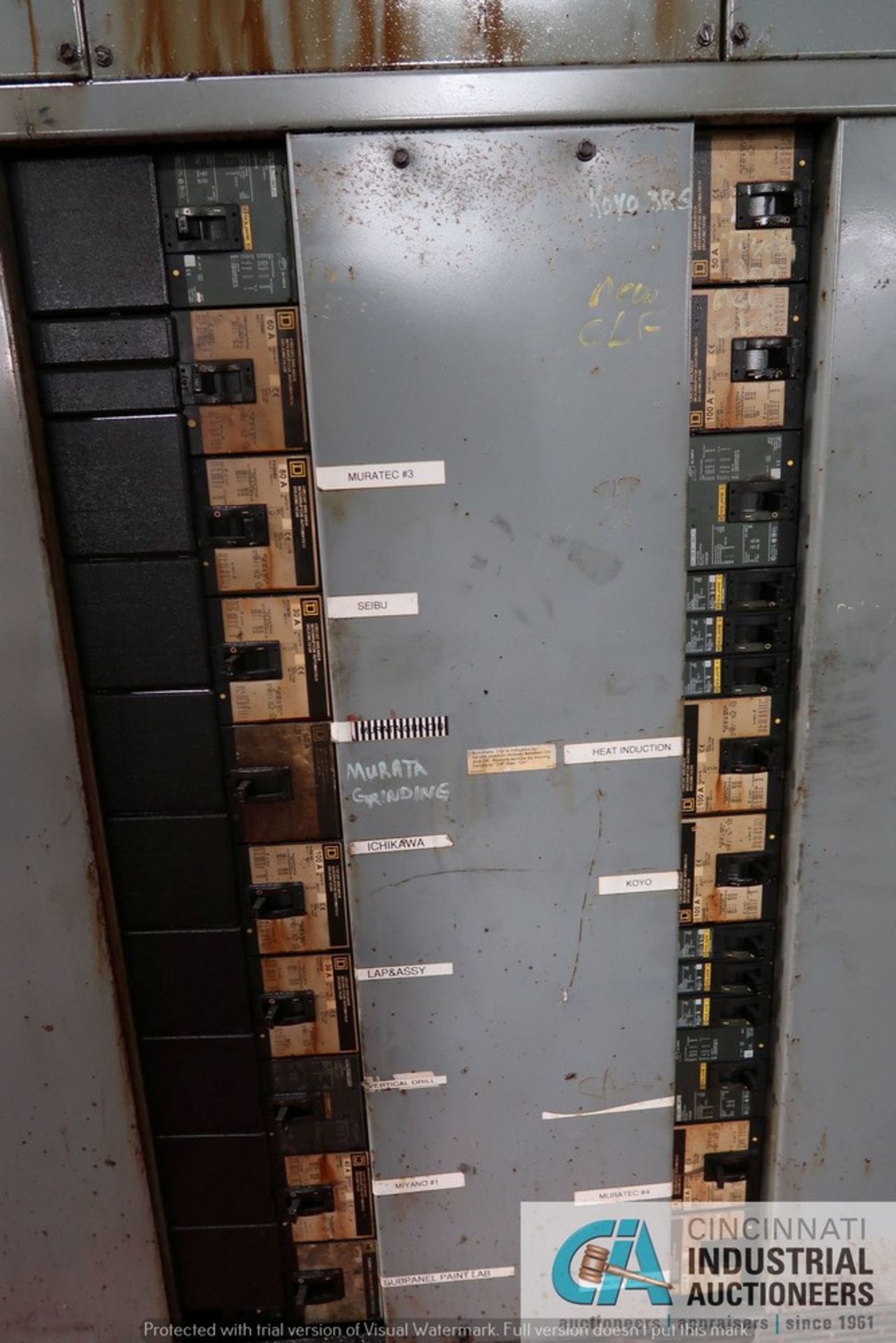 2,000 AMP SQUARE D CAT NO. 37767975-001 2-SECTION SWITCH GEAR PANEL - Image 3 of 7