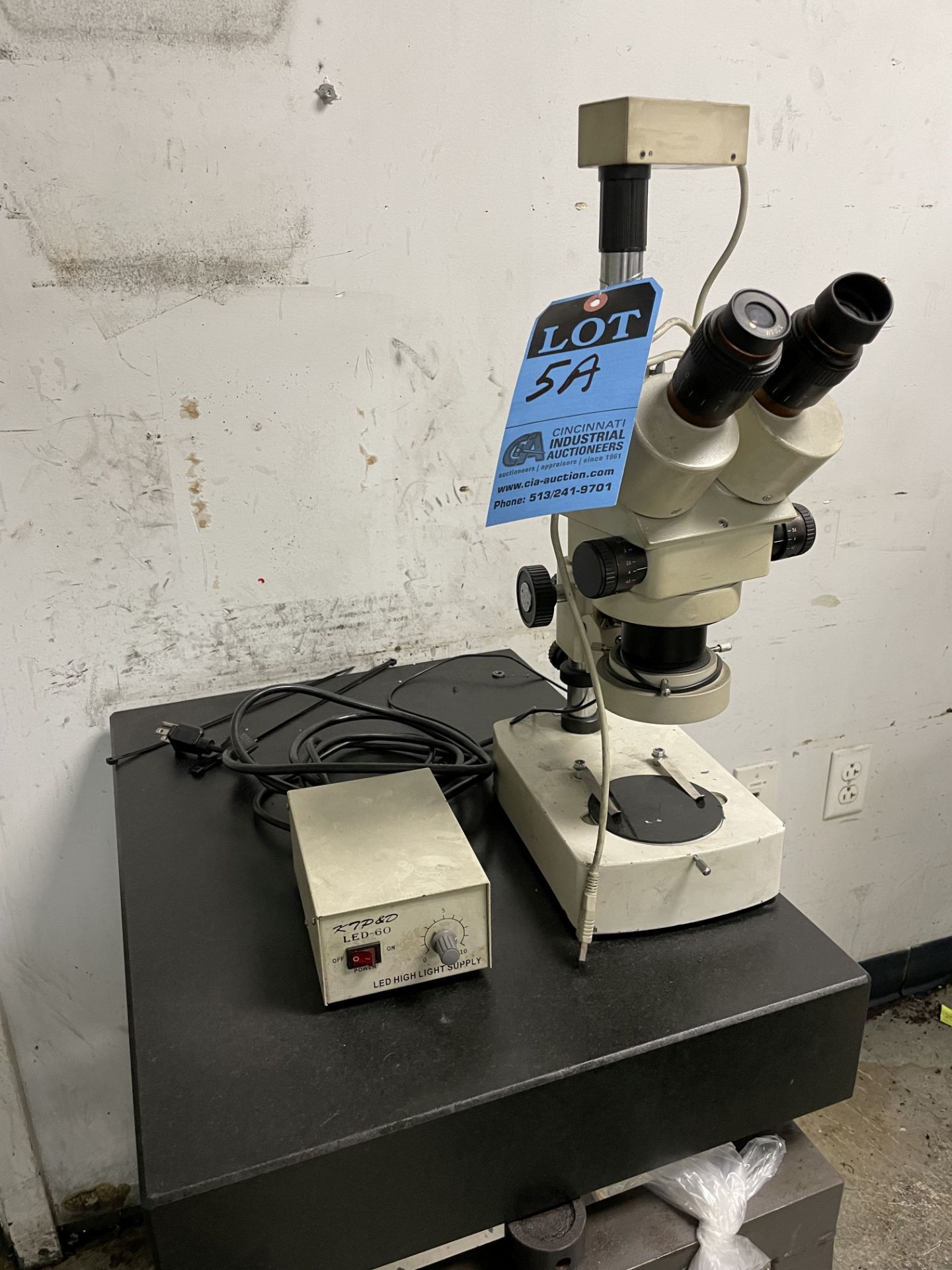 (LOT) 10X MICROSCOPE W/ LIGHT SOURCE & 18" X 24" GRANITE PLATE - Image 7 of 7