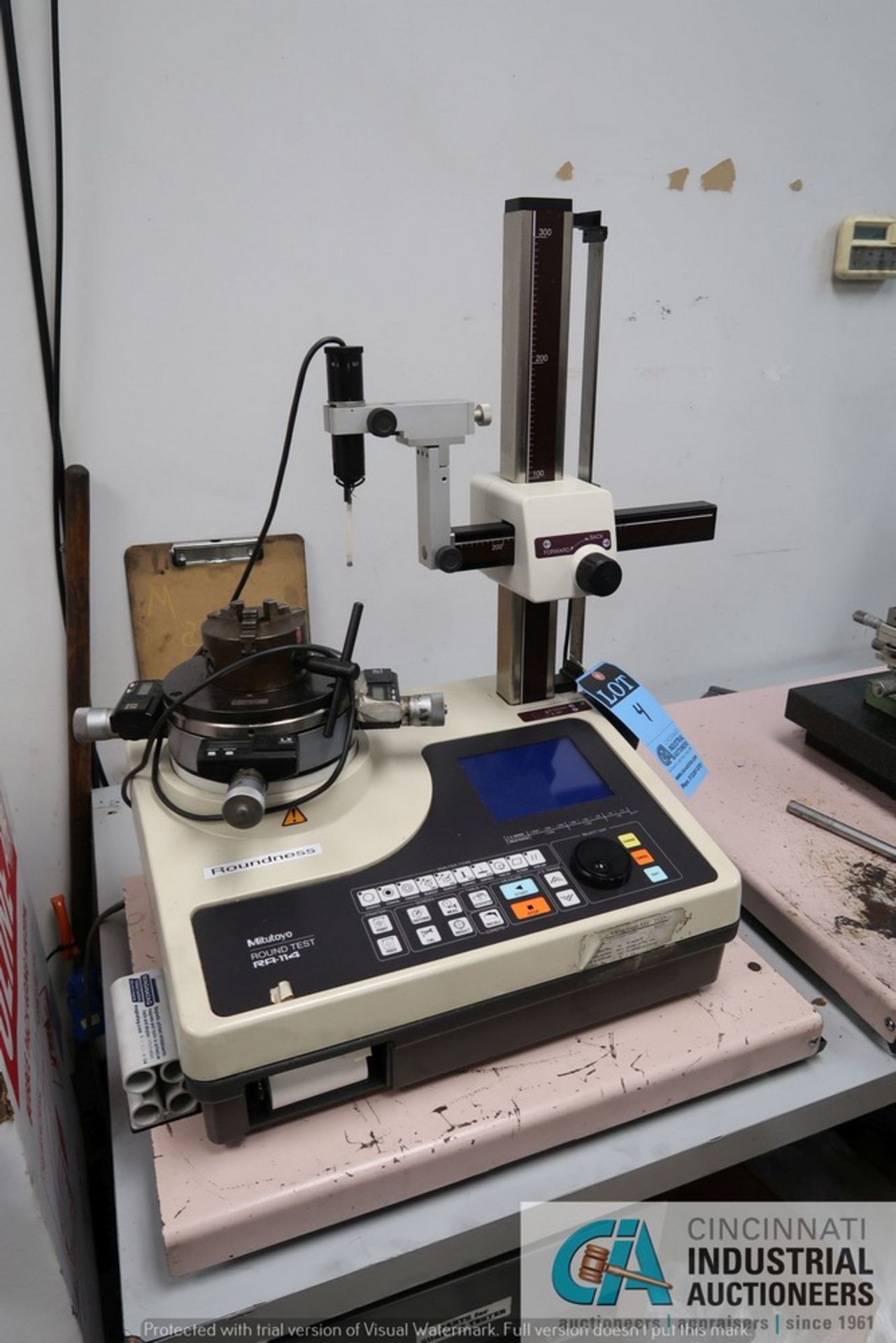 MITYTOYO MODEL RA-114 DIGITAL ROUND TEST MACHINE; S/N 300101, BUILT IN PRINTER, 3" 3-JAW CHUCK