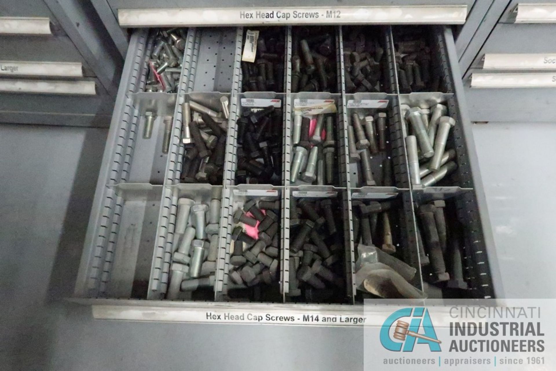 (LOT) 11-DRAWER LISTA CABINET WITH CONTENTS INCLUDING METRIC HEX HEAD CAP SCREWS (CABINET 2) - Image 8 of 8