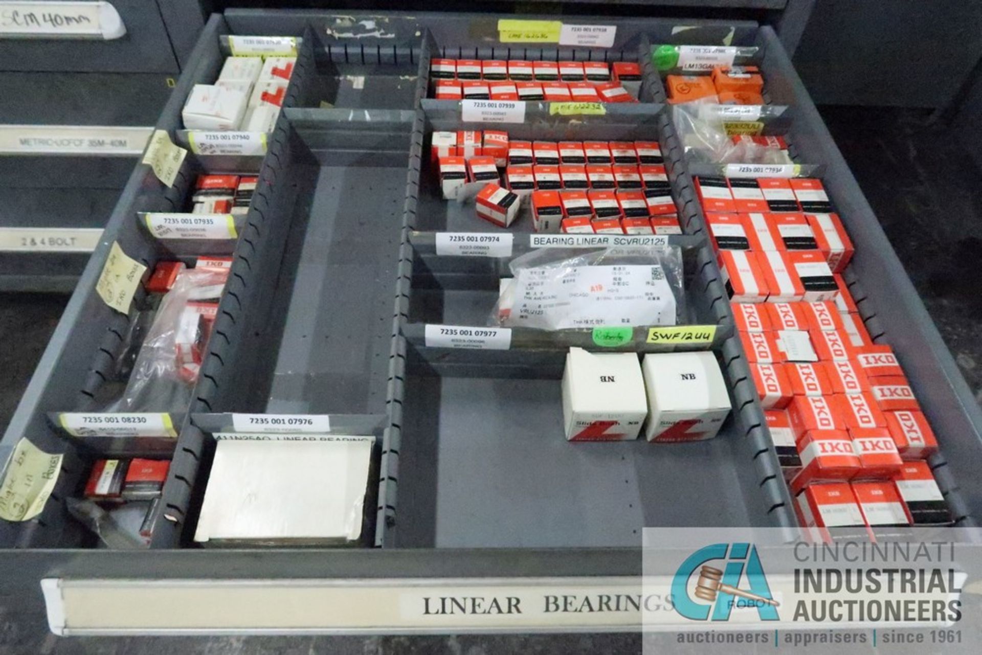 12-DRAWER VIDMAR CABINET WITH CONTENTS INCLUDING MISCELLANEOUS CAM FOLLOWERS AND BEARINGS (CABINET - Image 9 of 13