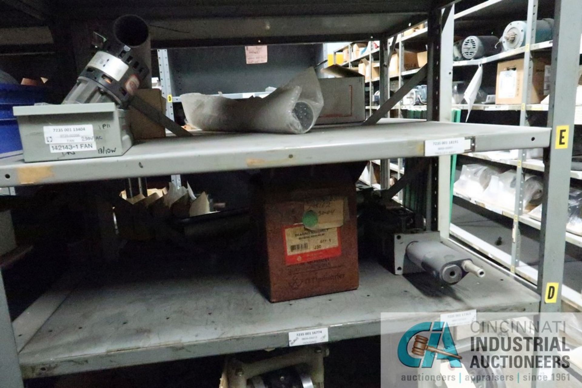 (LOT) (8) SECTIONS STEEL SHELVING W/ MISC. MODULES, CONTROLLERS, VELDING SYSTEMS, PUMPS, LIGHT - Image 10 of 16