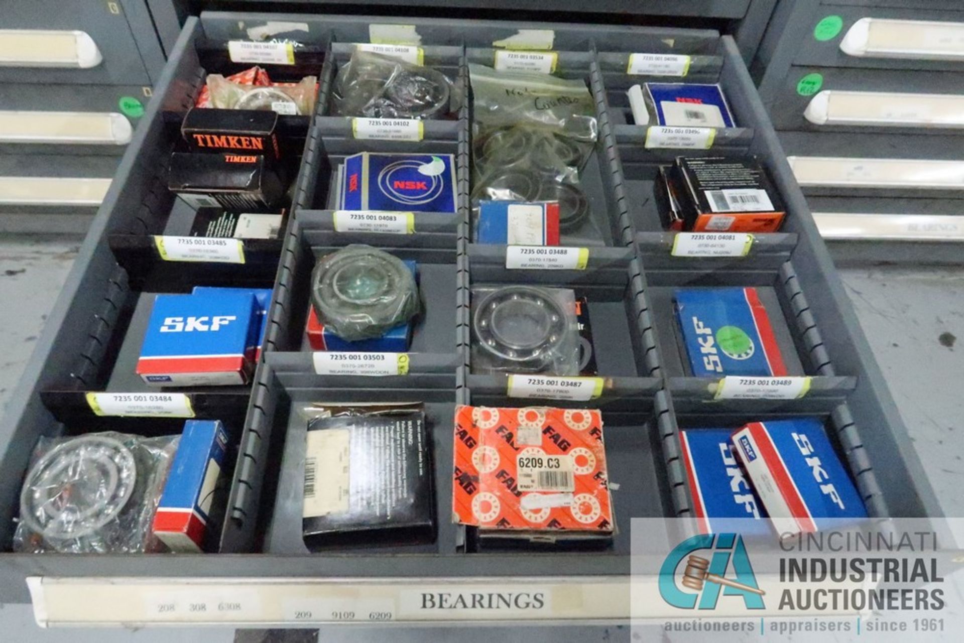 13-DRAWER VIDMAR CABINET WITH CONTENTS INCLUDING MISCELLANEOUS BEARINGS (CABINET CD) - Image 12 of 14