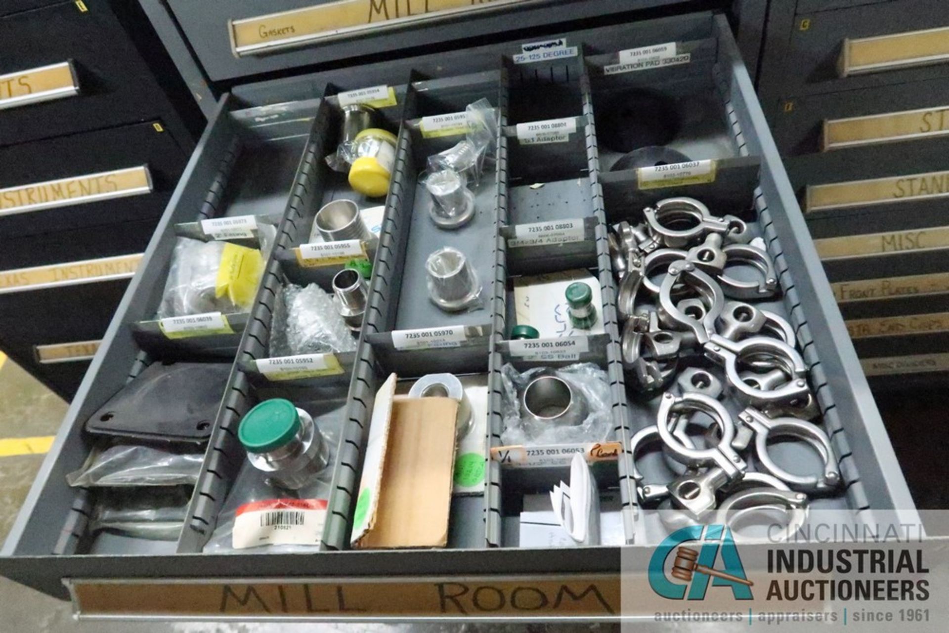12-DRAWER VIDMAR CABINET WITH CONTENTS INCLUDING MISCELLANEOUS MILL ROOM PARTS (CABINET OB) - Image 5 of 8