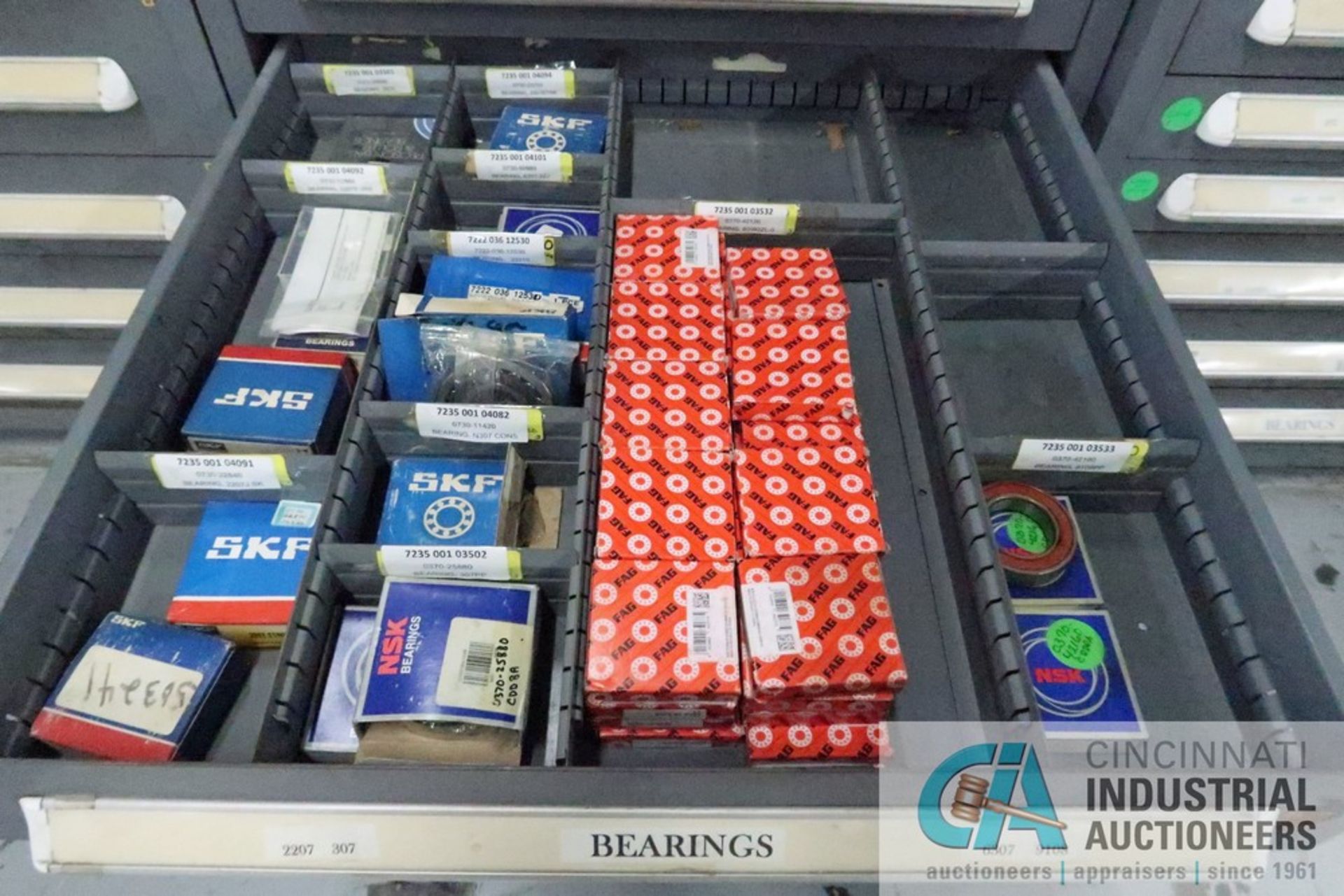 13-DRAWER VIDMAR CABINET WITH CONTENTS INCLUDING MISCELLANEOUS BEARINGS (CABINET CD) - Image 11 of 14