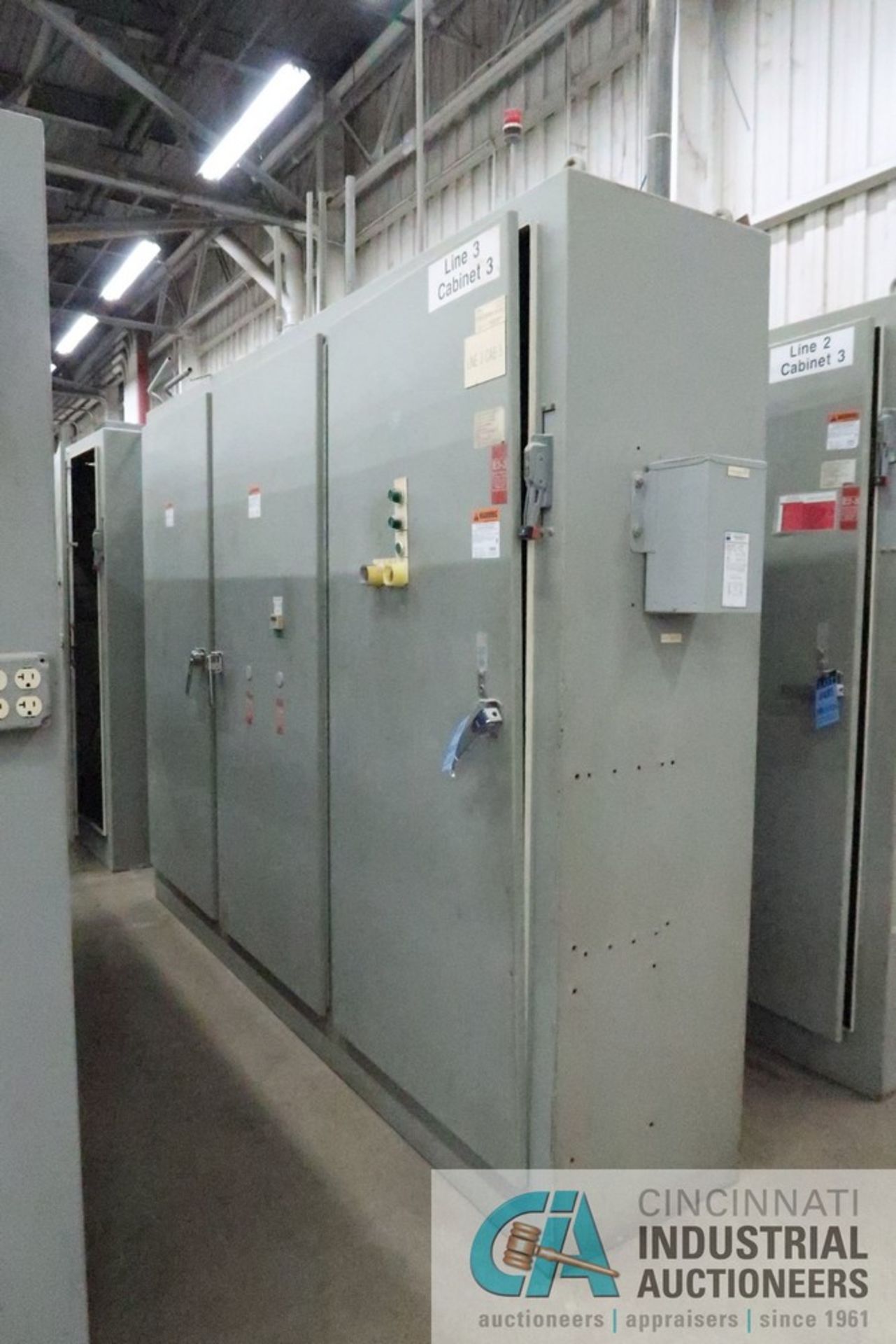 THREE-DOOR ELECTRICAL CABINET; W/ MITSUBISHI F700 DRIVES, SCHNEDER SWITHES, MITSUBISHI E500